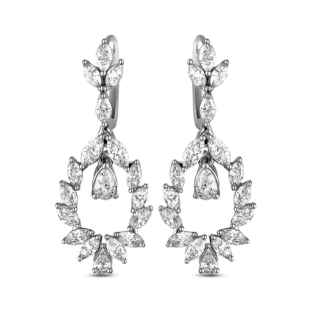 2.8 Carat Marquise Cut Diamond Dangle Earrings in 18K White Gold In New Condition For Sale In New York, NY