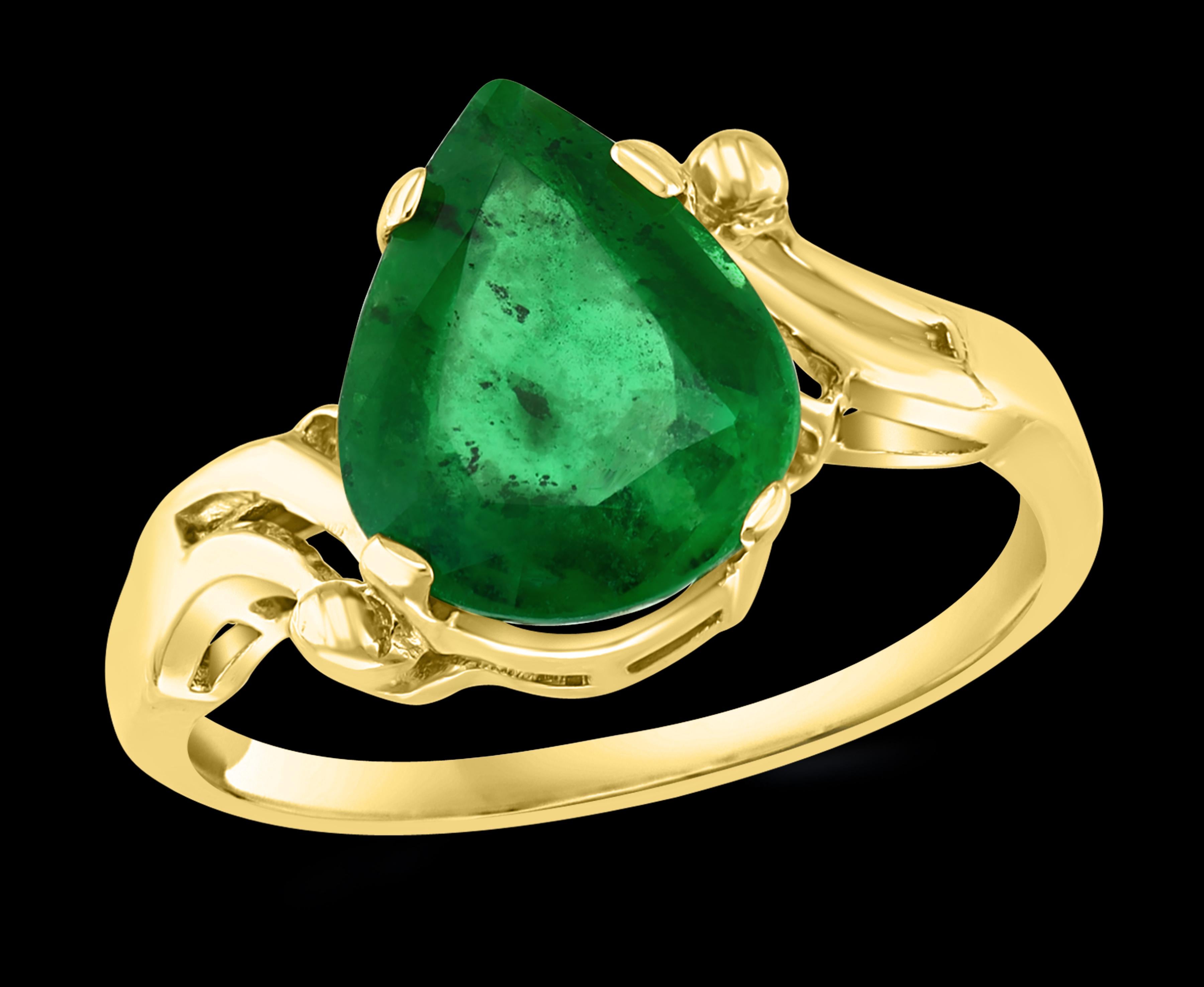 
Approximately 2.8 Carat Pear Cut  Emerald  Ring 14 Karat  Yellow Gold Size 8
Pear shape  Emerald Ring
 Emeralds are very precious , Very Difficult to find and getting more more difficult to find.
A classic, Cocktail ring 
 Emerald measurements 12 X