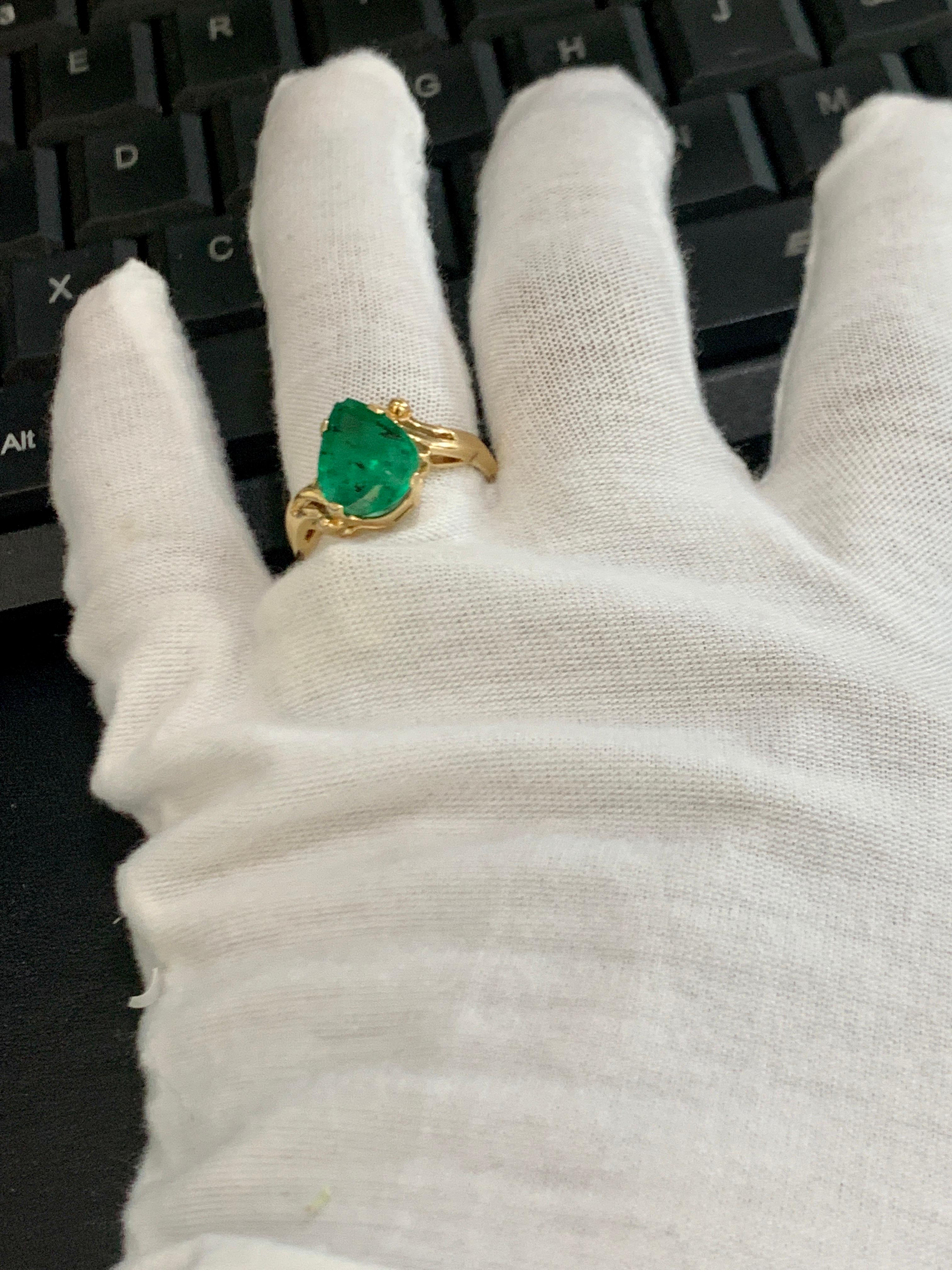 2.8 Carat Pear Cut Natural Emerald Ring 14 Karat Yellow Gold 1