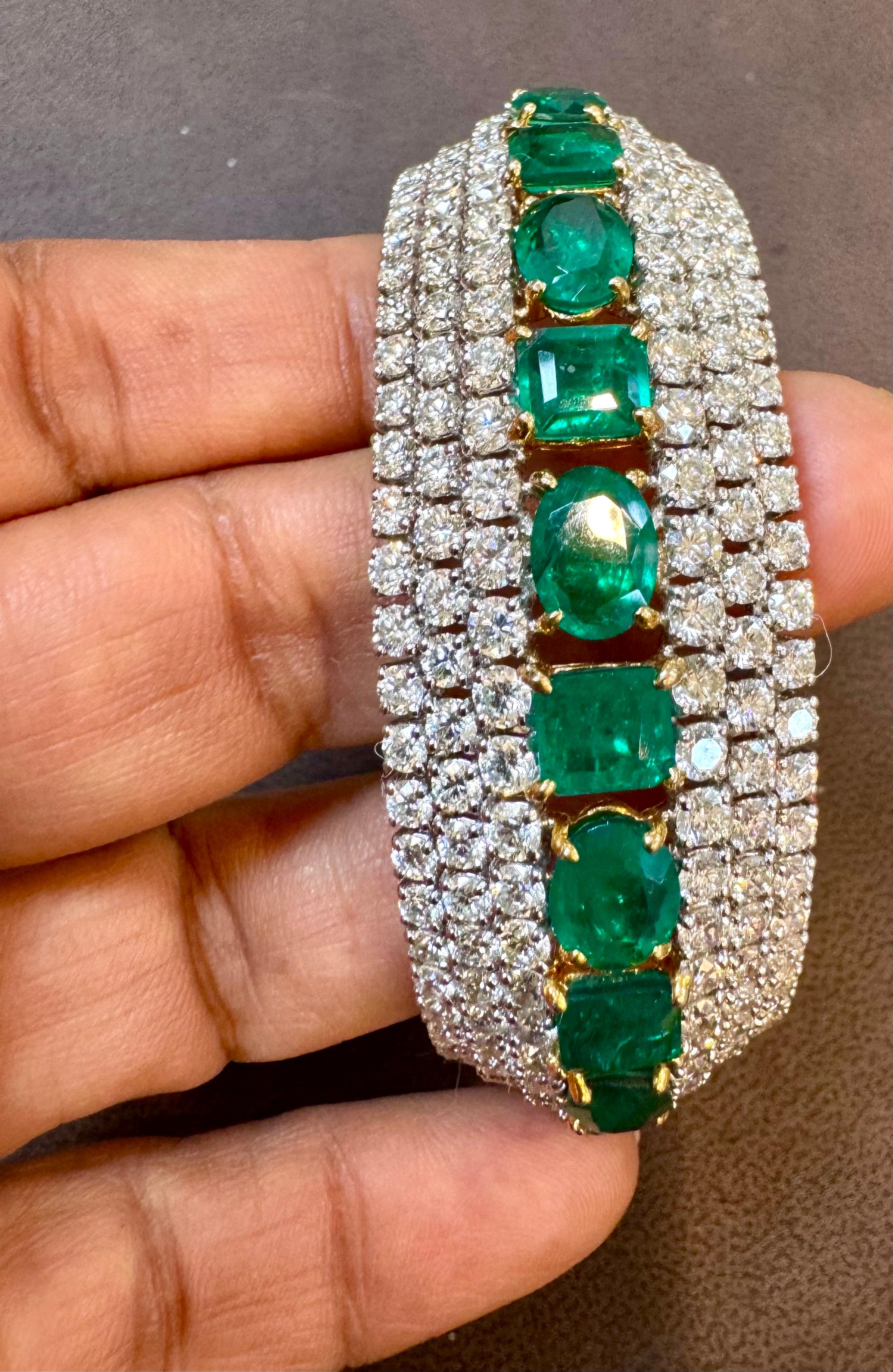 28 Ct  Finest Emerald and 30 Ct of Diamond Bangle Bracelet 1970
