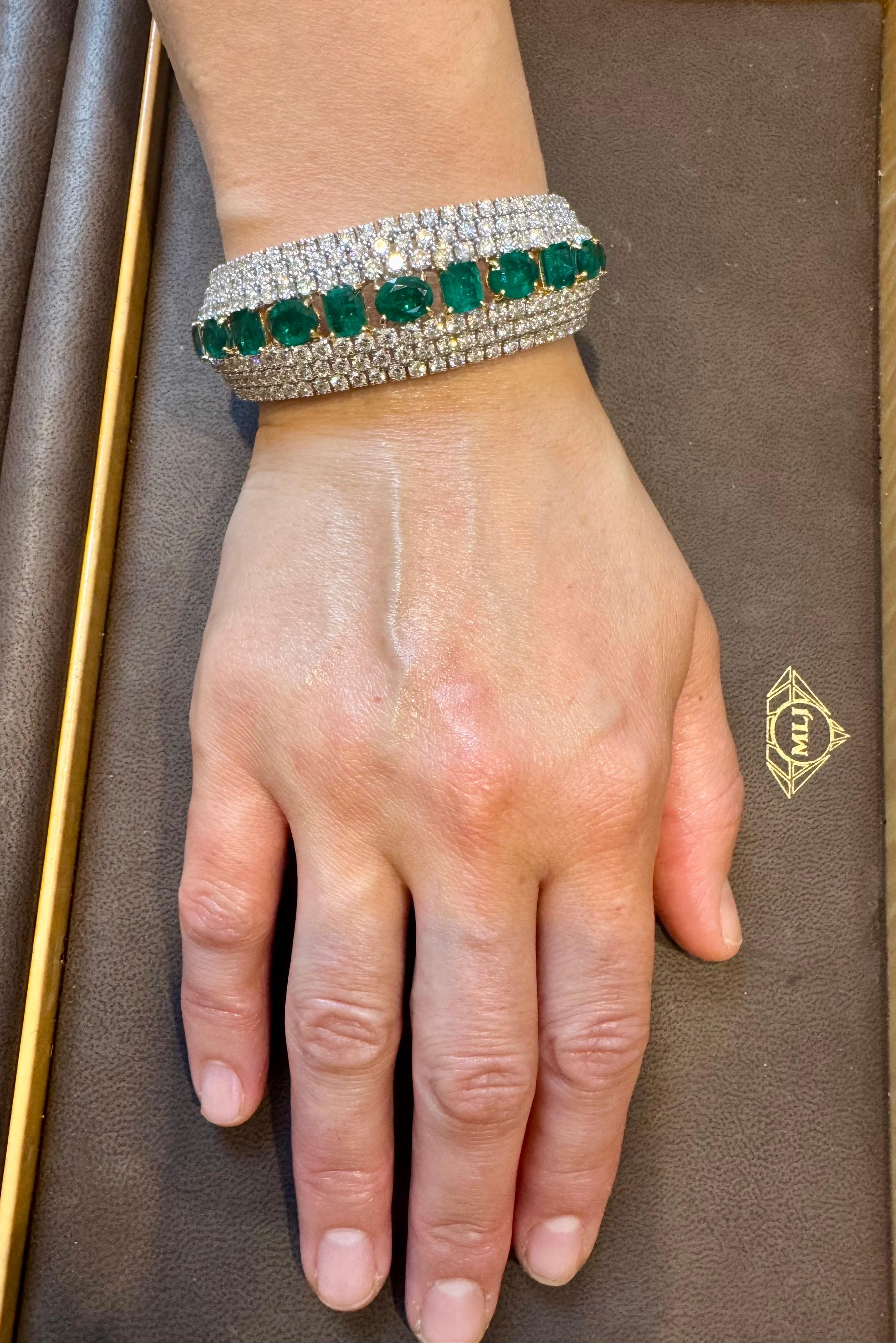 Women's 28 Ct  Finest Emerald and 30 Ct of Diamond Bangle Bracelet 1970