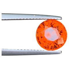 2,8 carati di forma rotonda di colore arancione intenso Gemma di granato di assonite per gioielli