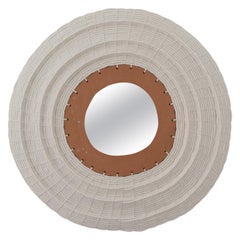 miroir rond de 28 po en coton tissé et céramique en blanc et terre cuite naturelle