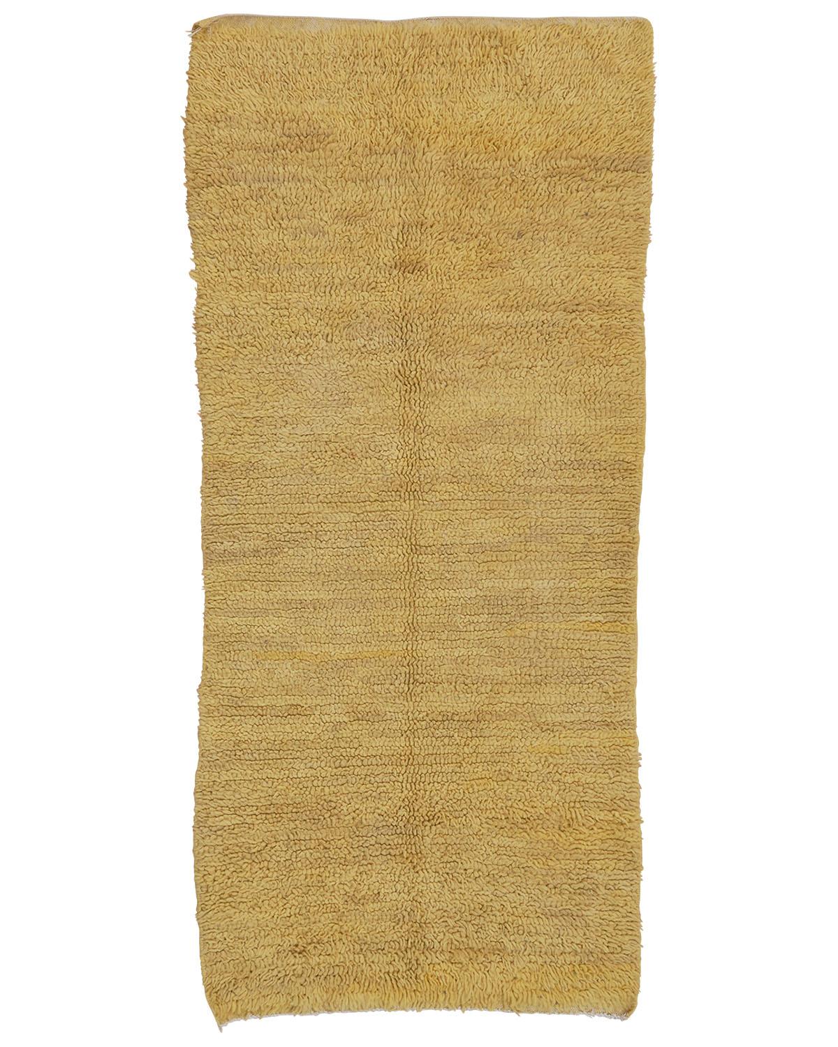 2’8” x 6’0.5” Alyssum Yellow Handmade Moroccan Wool Vintage Rug For Sale