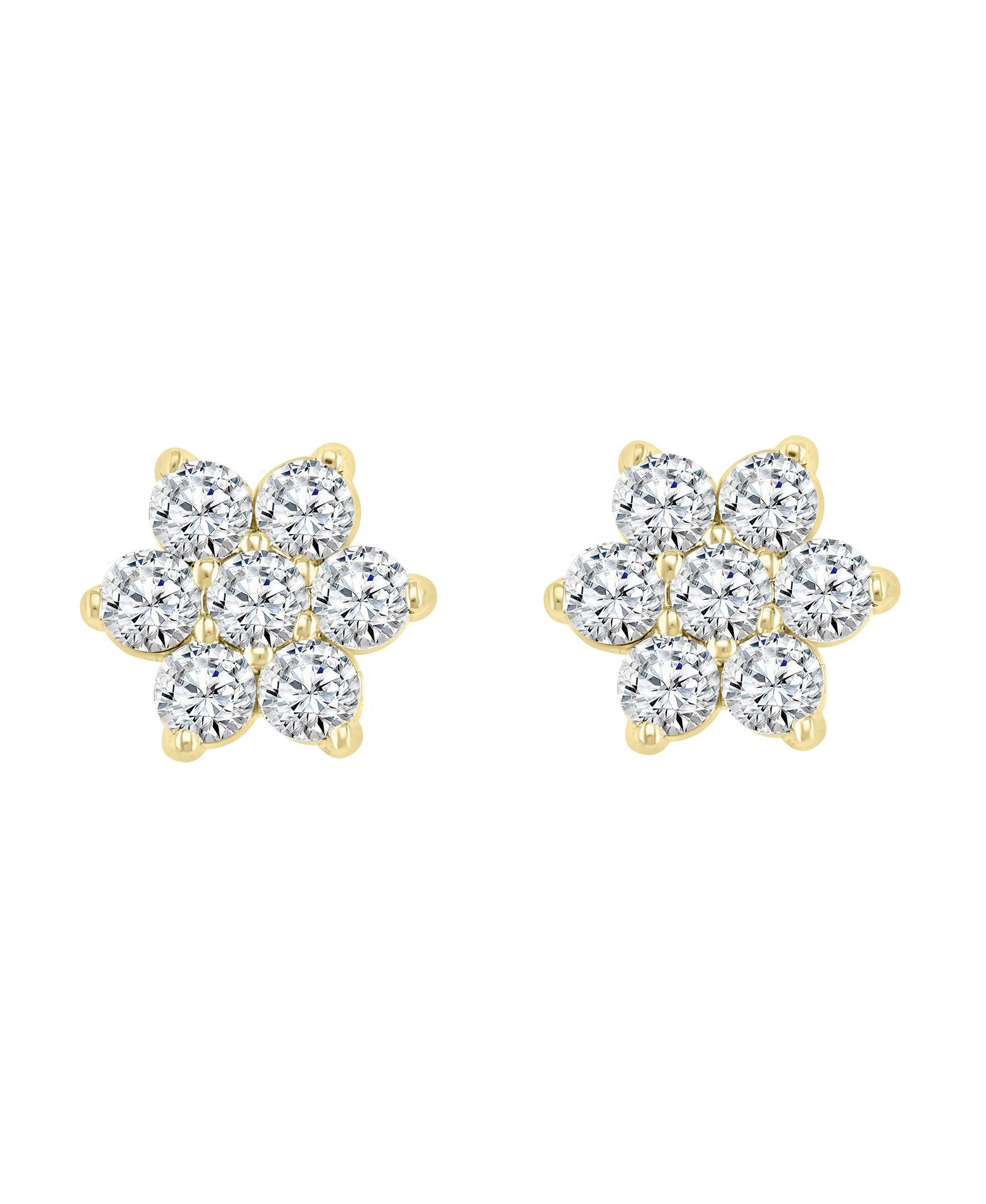 2.80 Carat 7 Diamond Floral Cluster Flower Stud Earrings in 14 Karat Yellow Gold For Sale 6