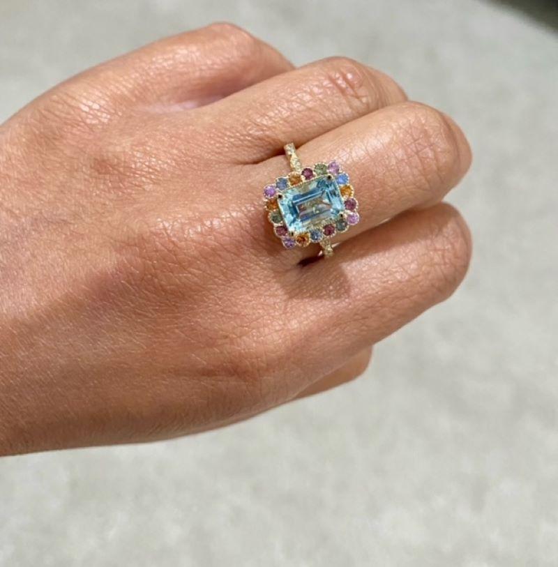 Women's 2.80 Carat Aquamarine Multi-Color Sapphire Diamond Yellow Gold Cocktail Ring