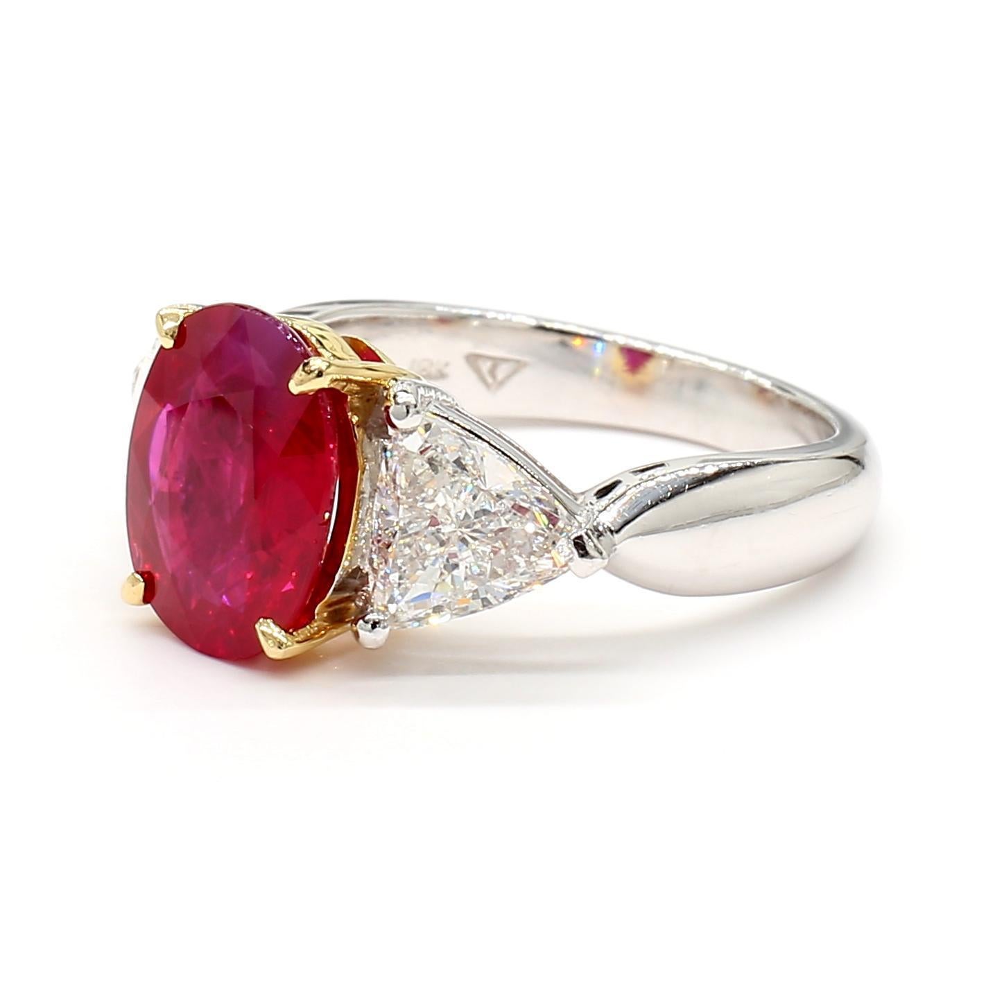 Oval Cut 2.80 Carat Burma Ruby & Diamond Platinum Ring For Sale