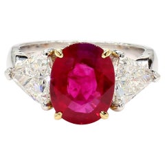 Bague en platine avec rubis de Birmanie de 2,80 carats et diamants
