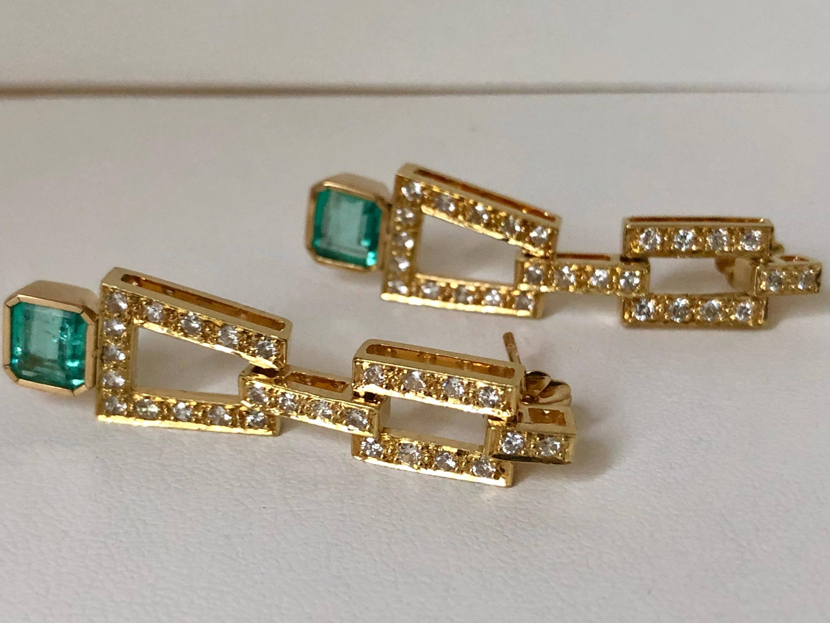 Emerald Cut 2.80 Carat Natural Colombian Emerald Diamond Drop Earrings 18 Karat For Sale