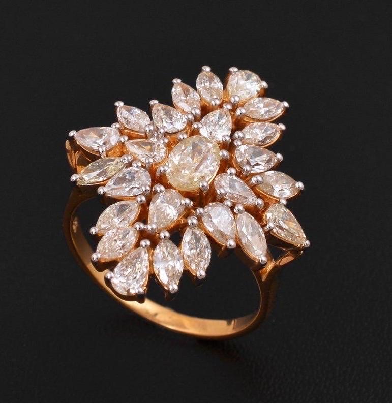 Mixed Cut 2.80 Carat Diamond 14 Karat Gold Ring For Sale