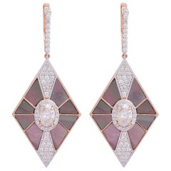 Boucles d'oreilles en forme de cerf-volant en or rose 18 carats et émail avec diamants de 2,80 carats