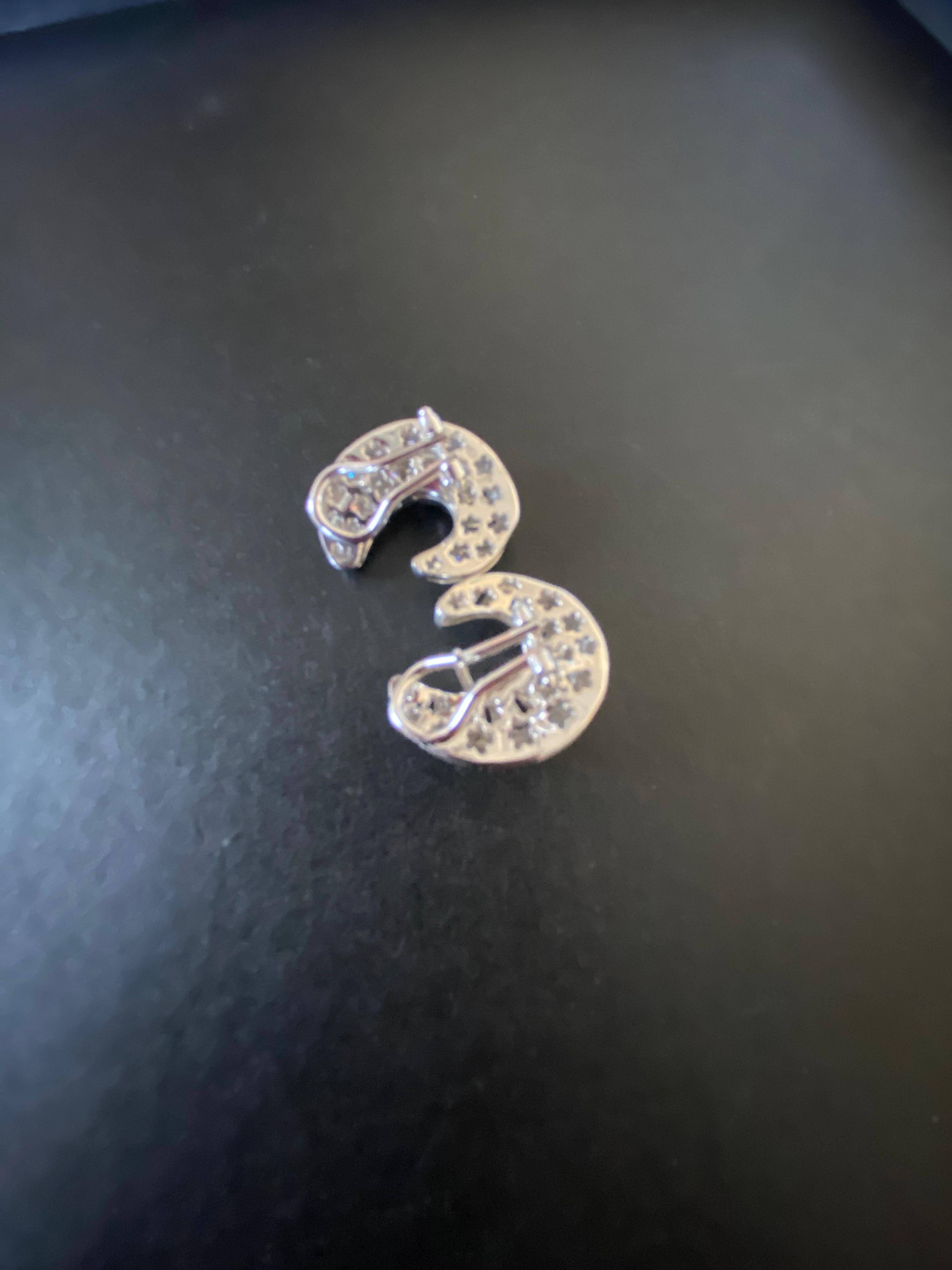 Donna Orecchini italiani con diamanti da 2,80 carati in oro bianco in vendita