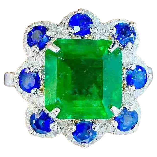 2.80 Carat Emerald, 0.80 Carat Sapphire, 0.40 Carat Diamond Ring in 18K Solid Go For Sale