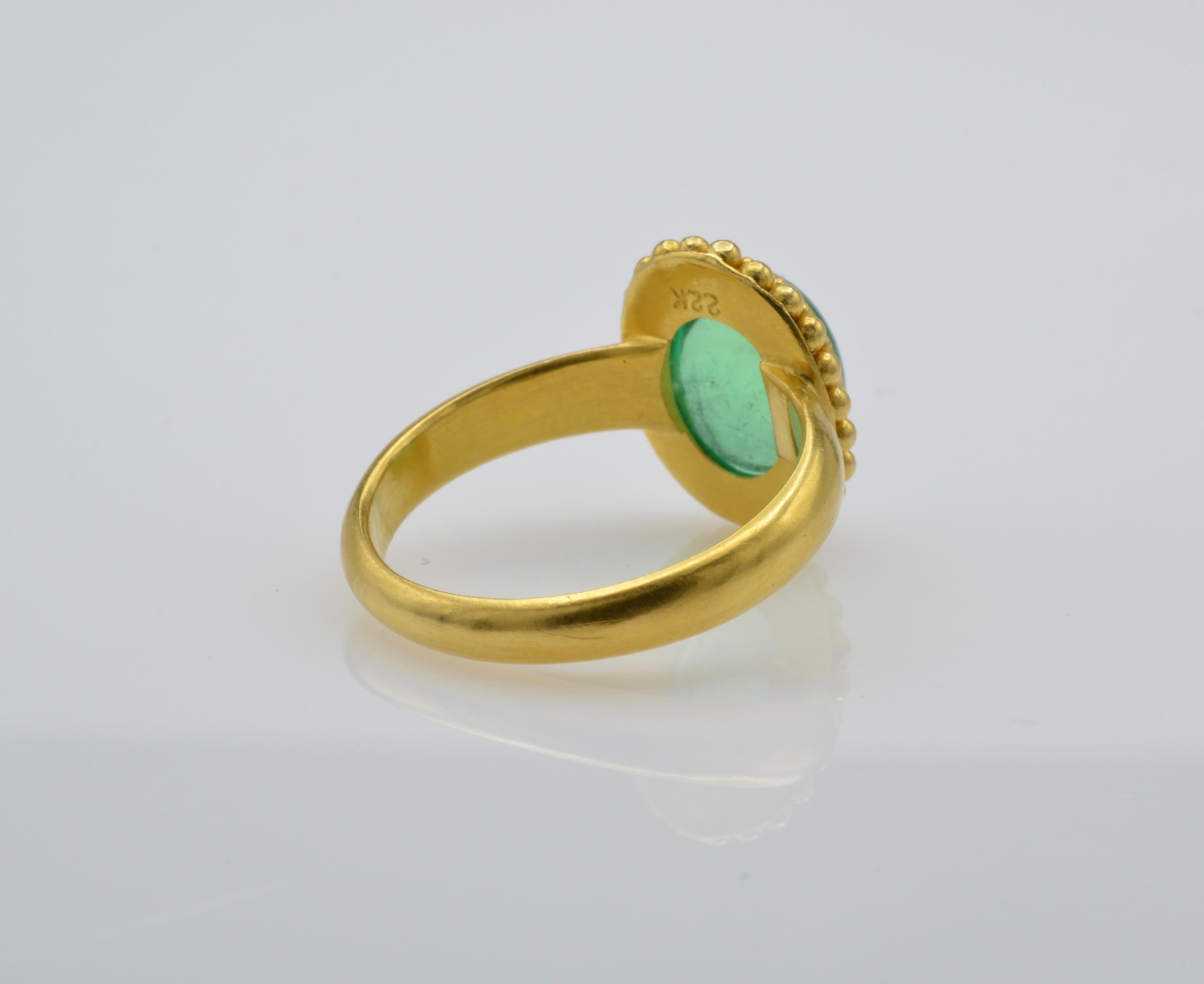2.80 Carat Emerald and 22 Karat Yellow Granular Gold Ring In Excellent Condition In Berkeley, CA