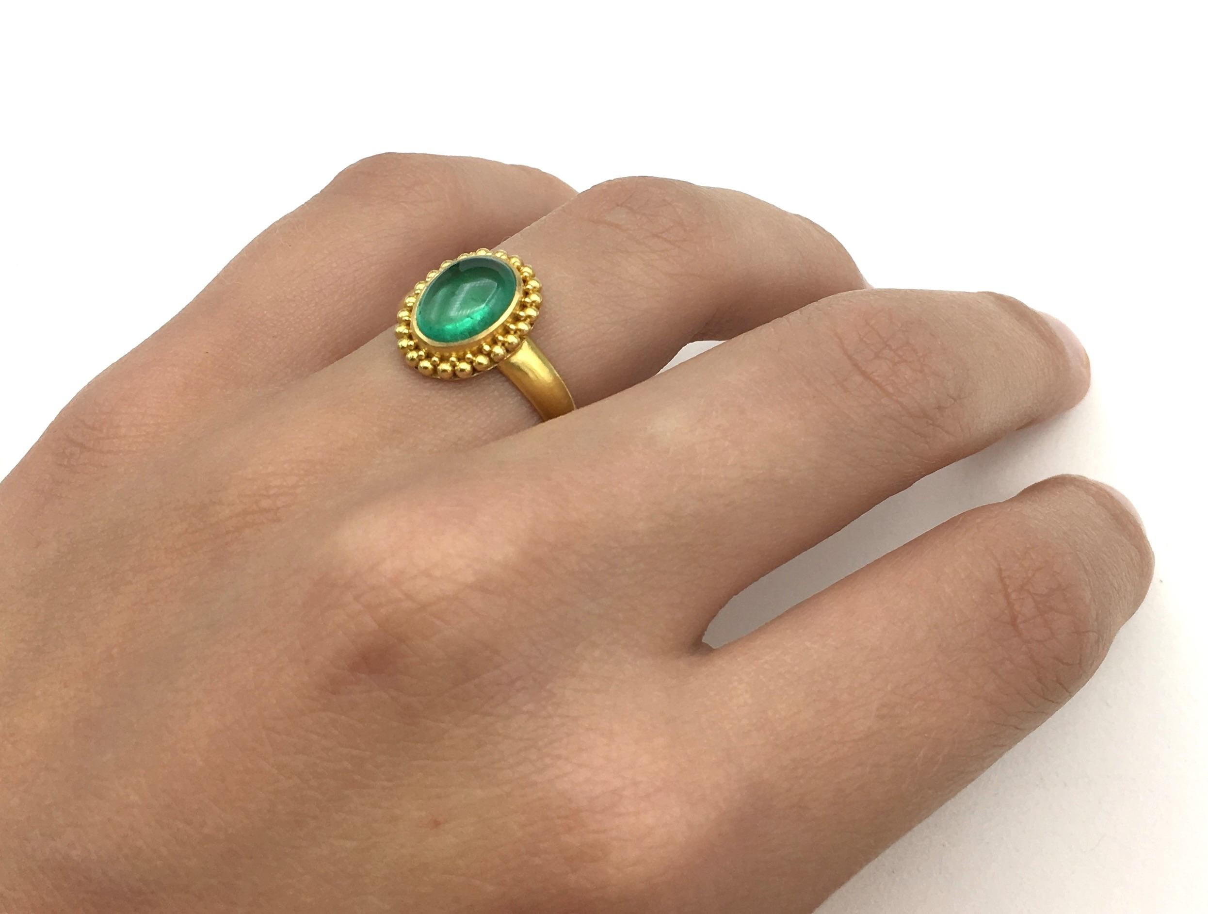 2.80 Carat Emerald and 22 Karat Yellow Granular Gold Ring 4