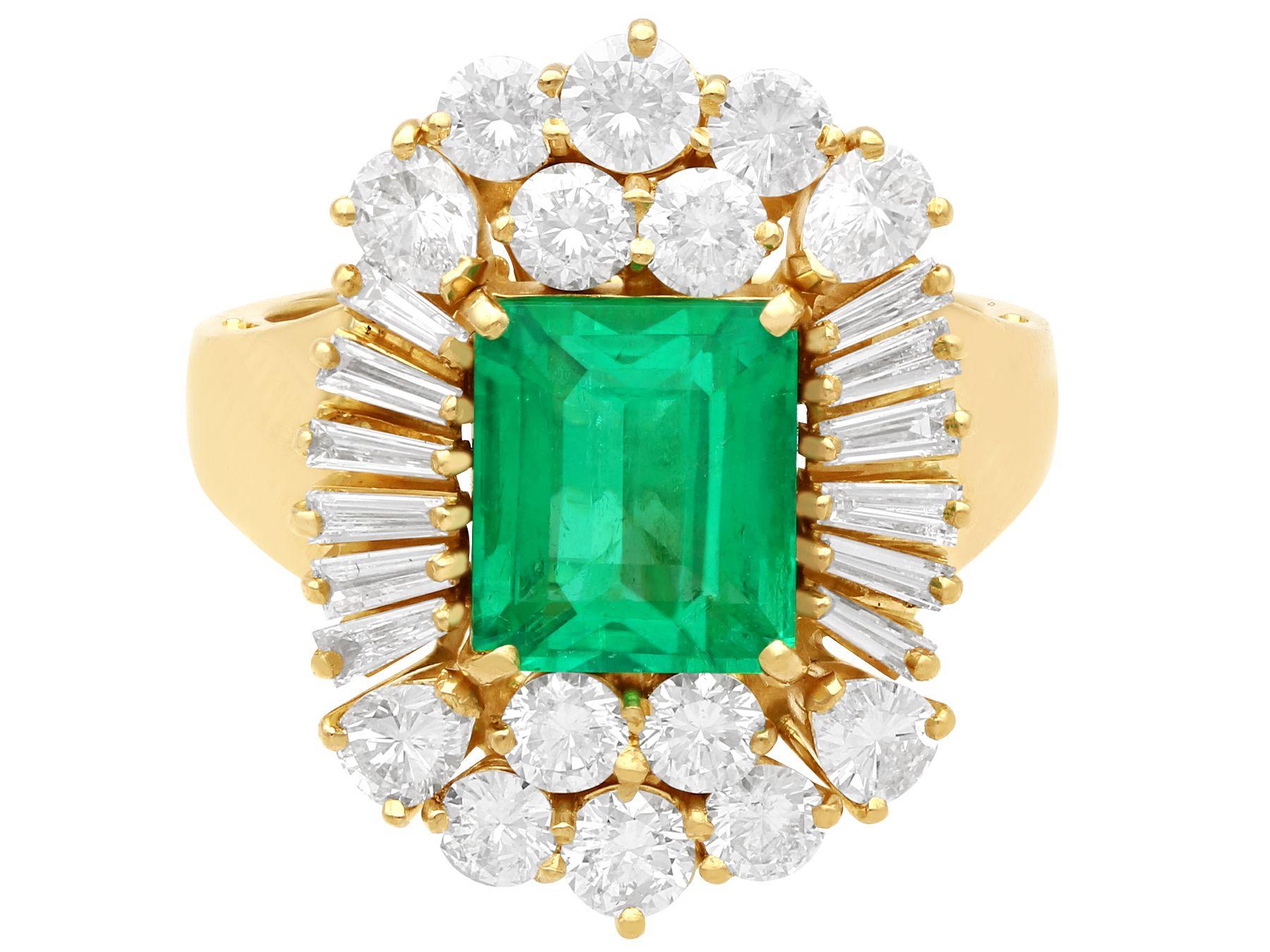 Octagon Cut 2.80 Carat Emerald and 2.75 Carat Diamond Yellow Gold Cocktail Ring For Sale