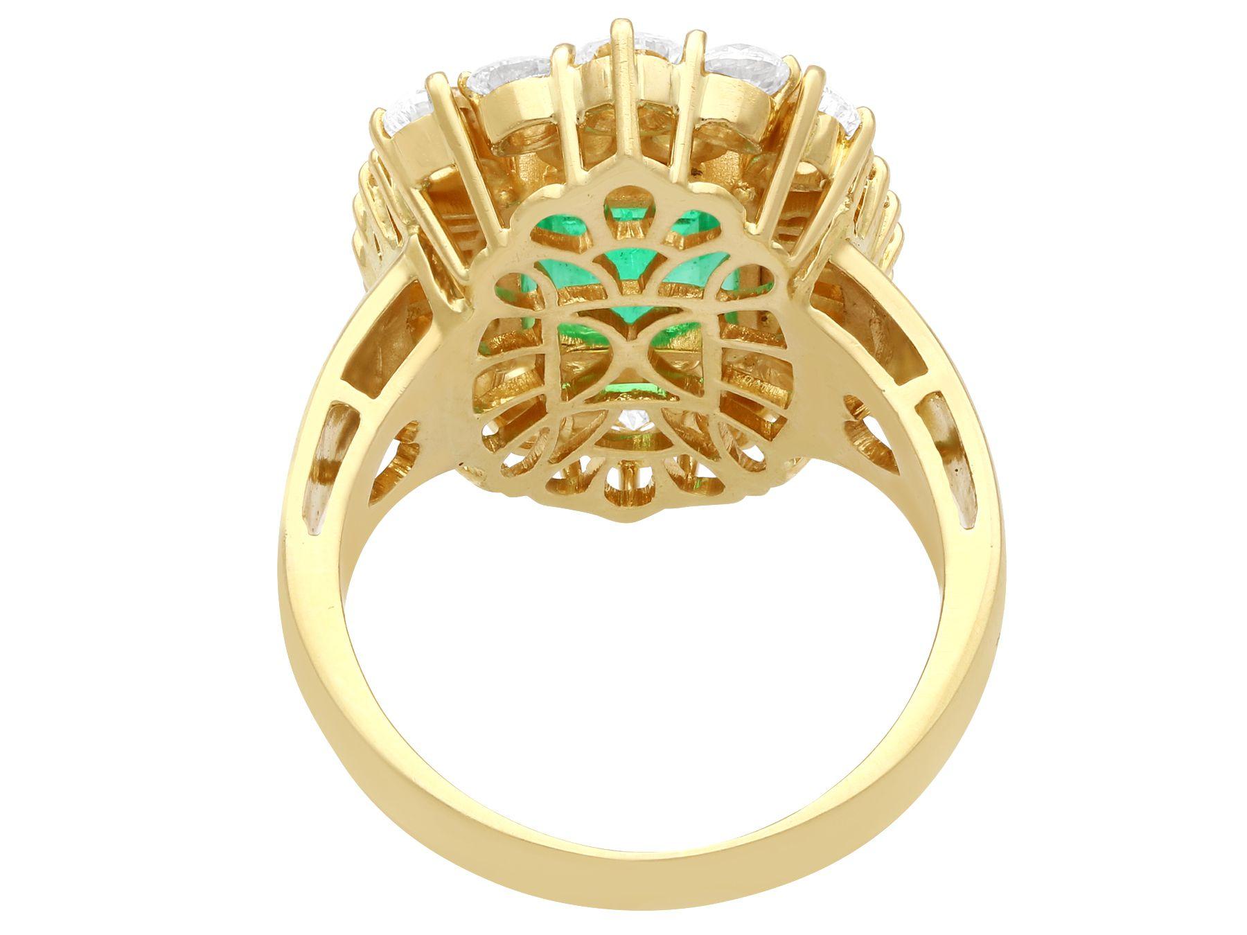 2.80 Carat Emerald and 2.75 Carat Diamond Yellow Gold Cocktail Ring In Excellent Condition For Sale In Jesmond, Newcastle Upon Tyne