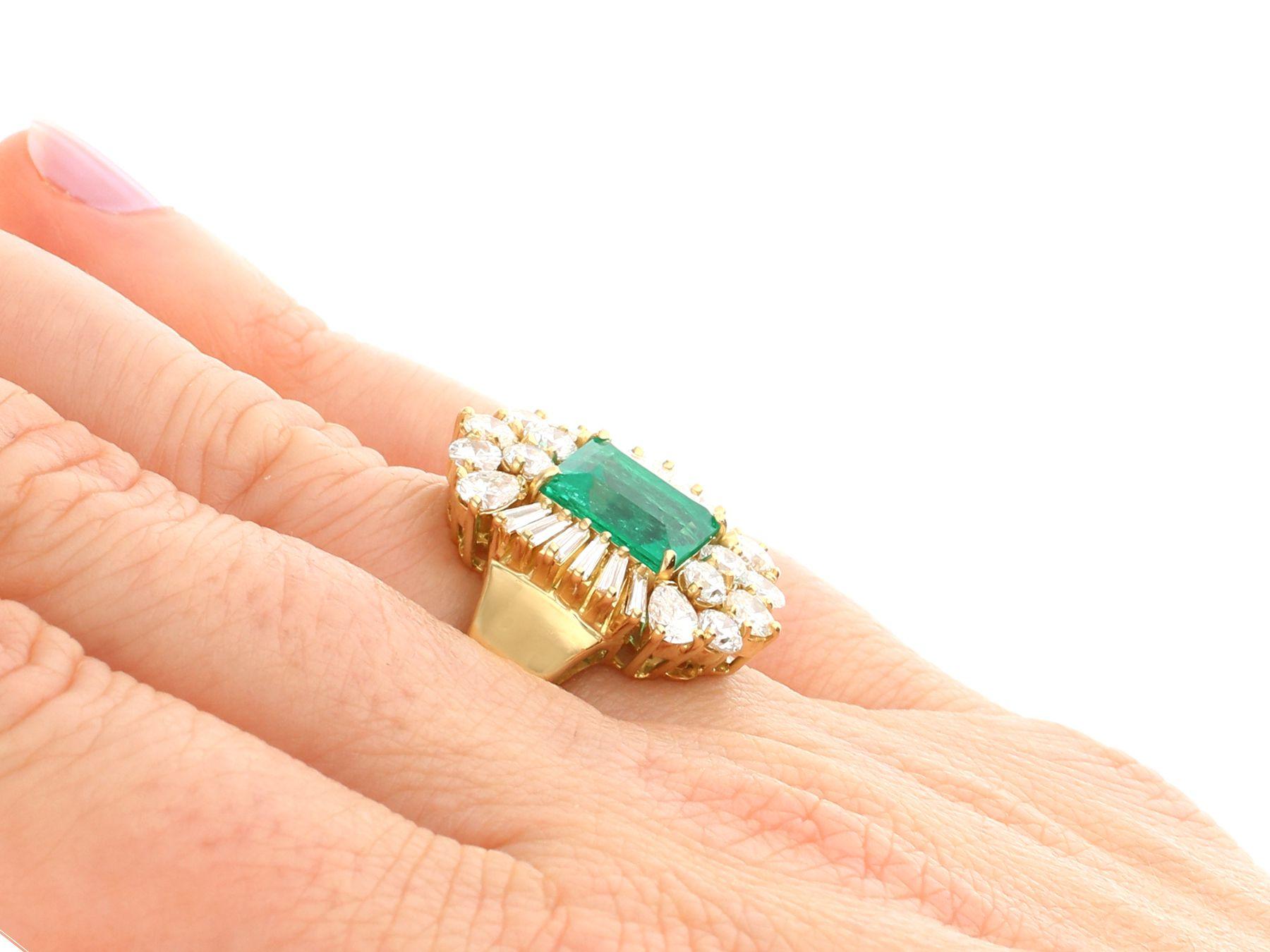 2.80 Carat Emerald and 2.75 Carat Diamond Yellow Gold Cocktail Ring For Sale 2