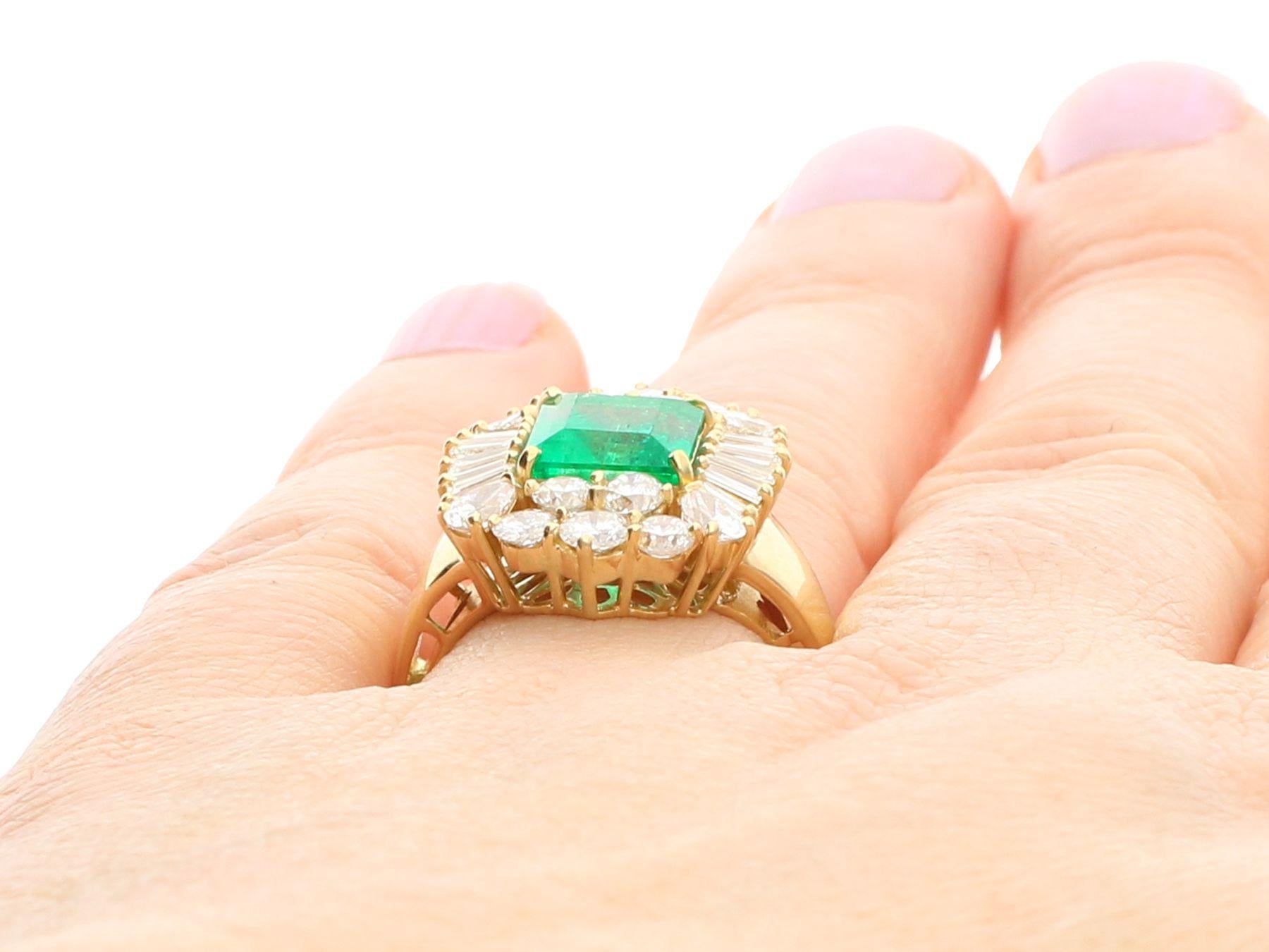 2.80 Carat Emerald and 2.75 Carat Diamond Yellow Gold Cocktail Ring For Sale 3