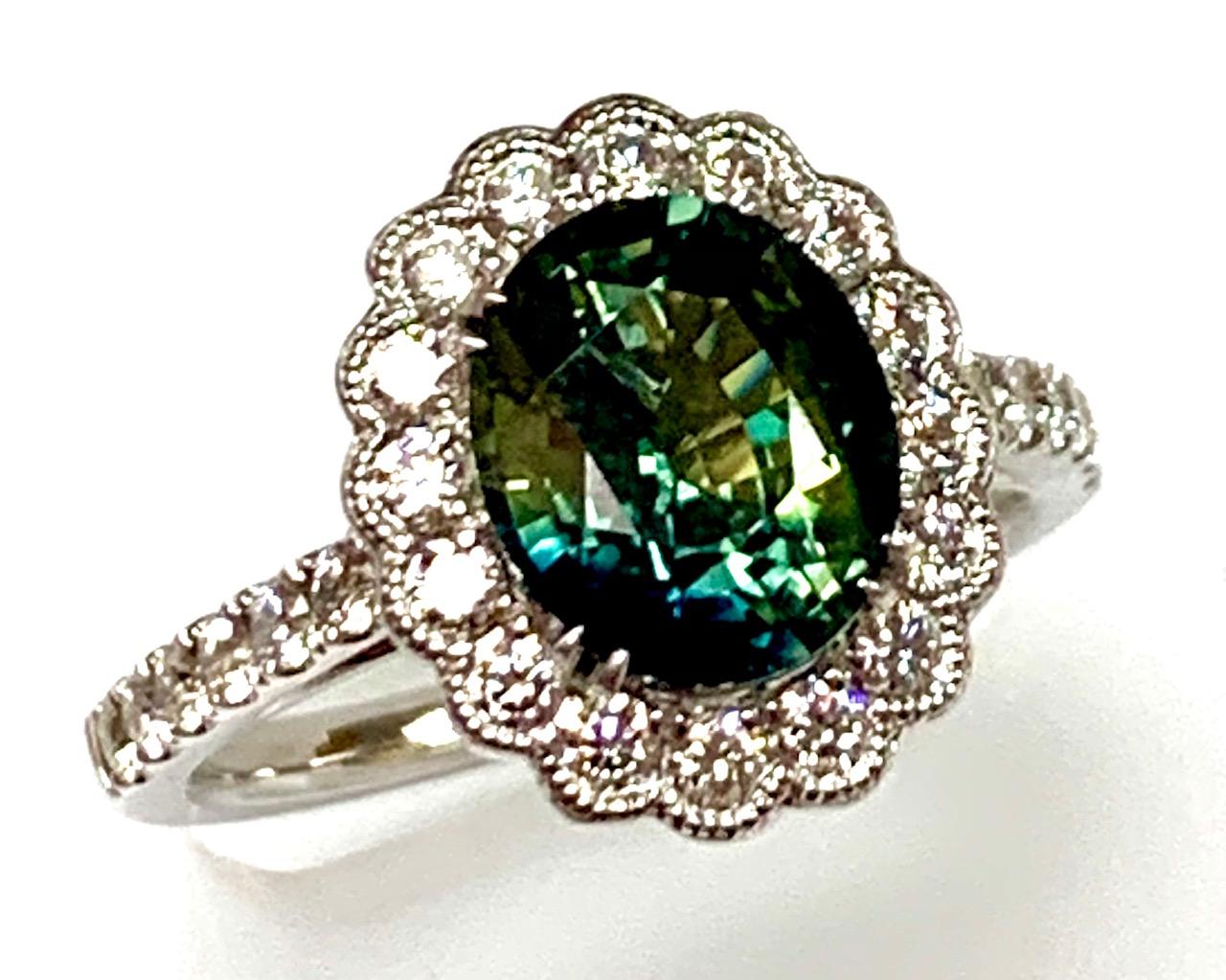 Modern 2.80 Carat Green Sapphire Diamond Cockatil Ring For Sale