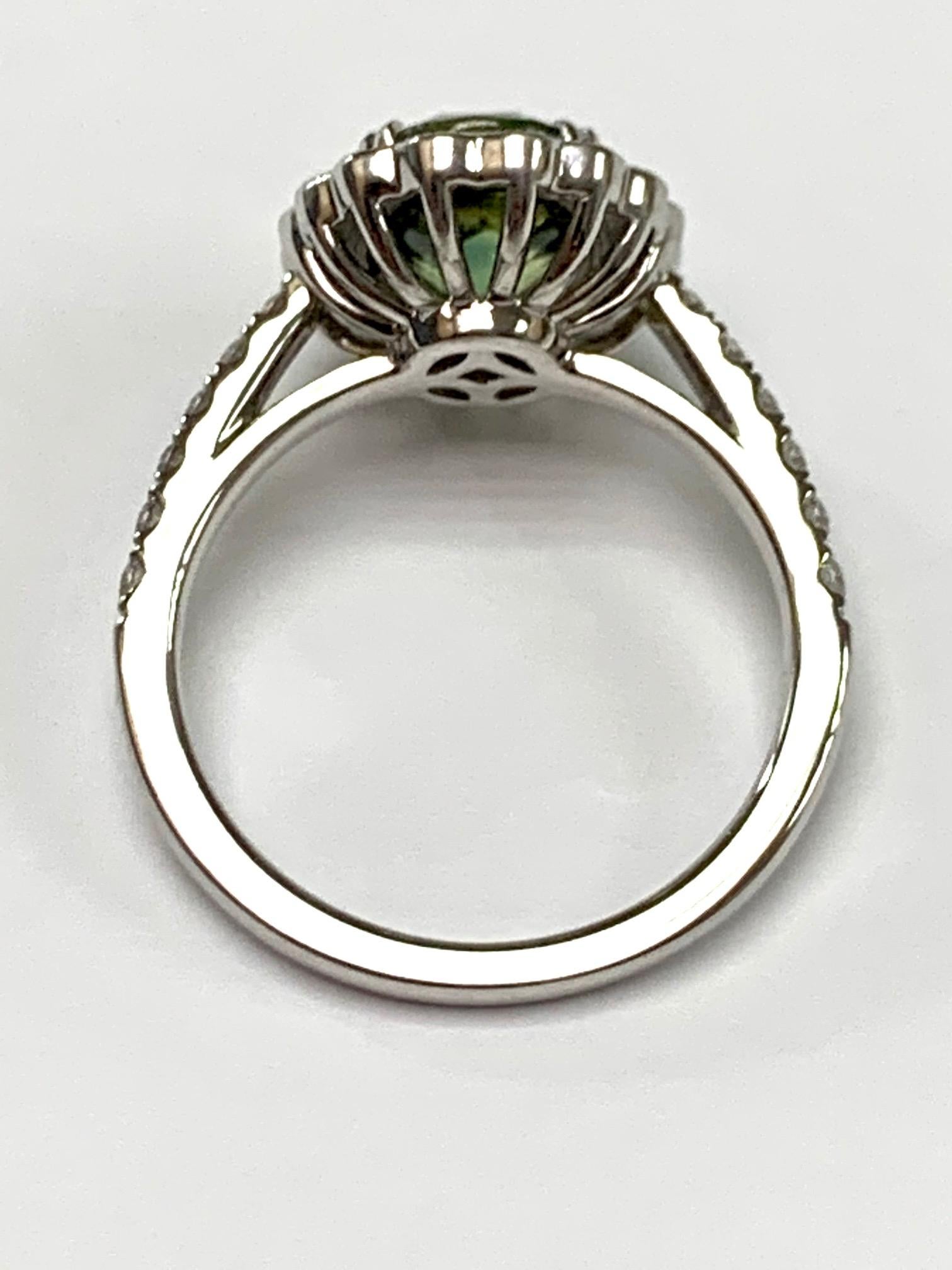 Oval Cut 2.80 Carat Green Sapphire Diamond Cockatil Ring For Sale