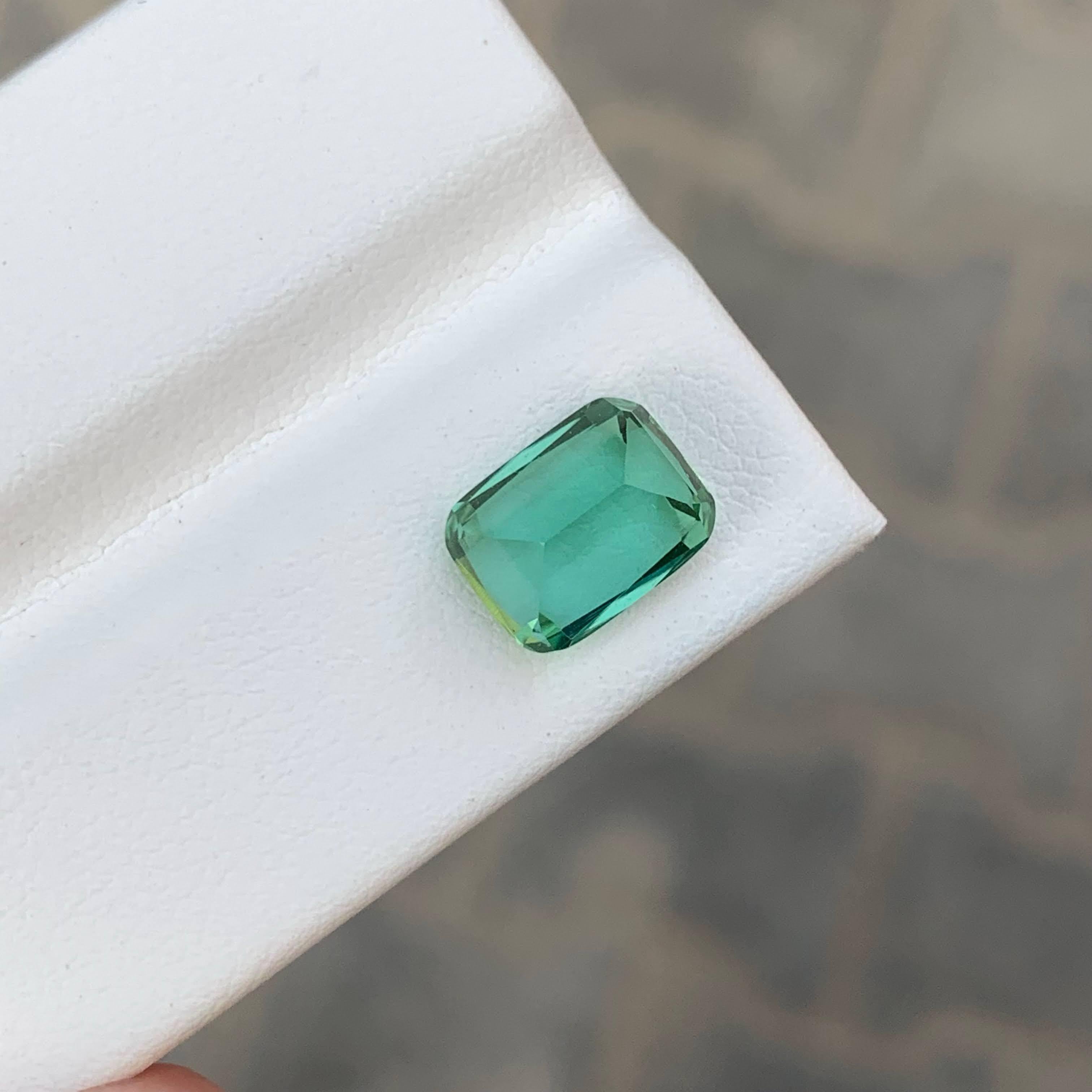2,80 Karat Lose Mintgrüner Turmalin Stein Kissenschliff Afghanischer Edelstein (Moderne) im Angebot