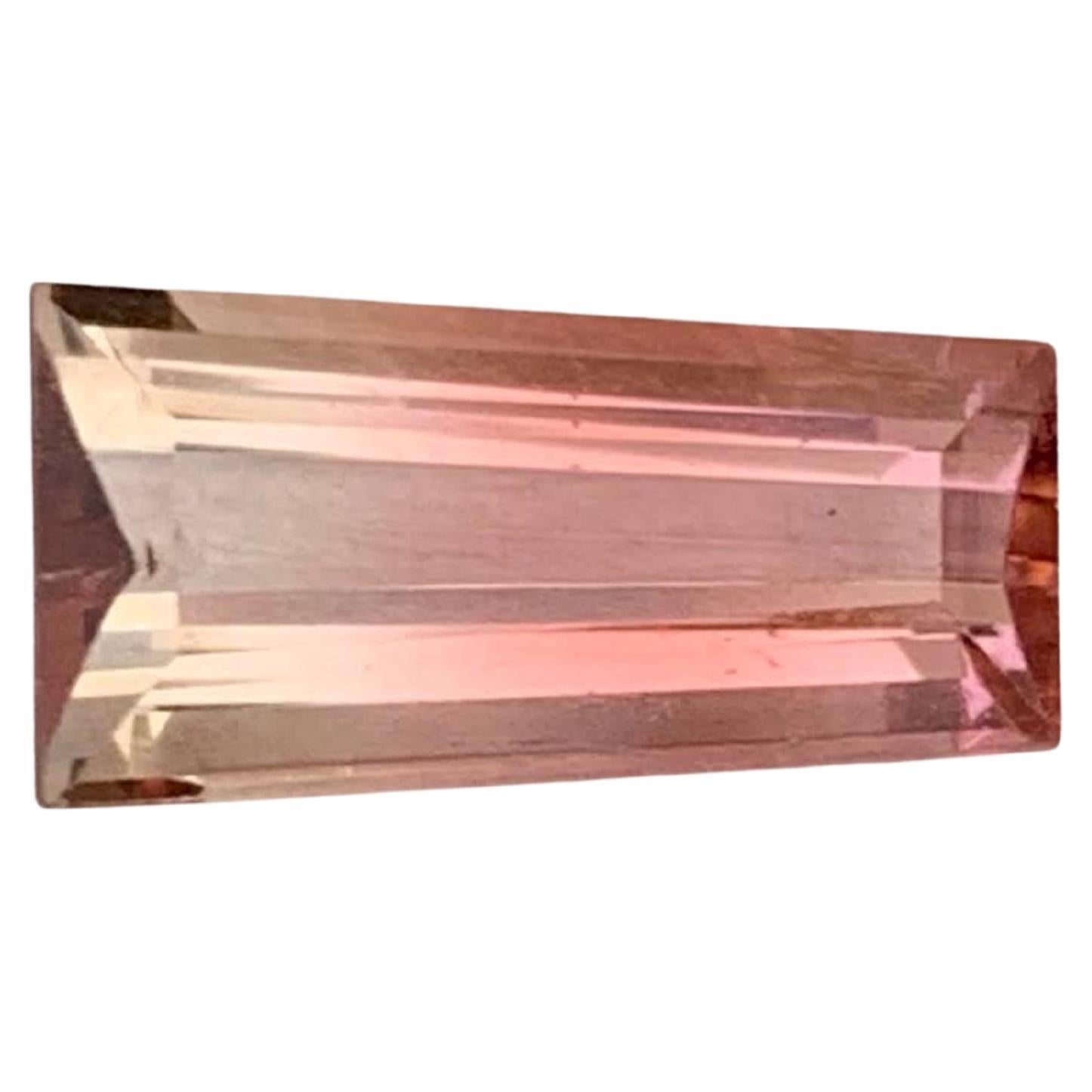 2,80 Karat Natürlicher Loser Bi Color Turmalin Trapezförmig Afrika Edelstein im Angebot