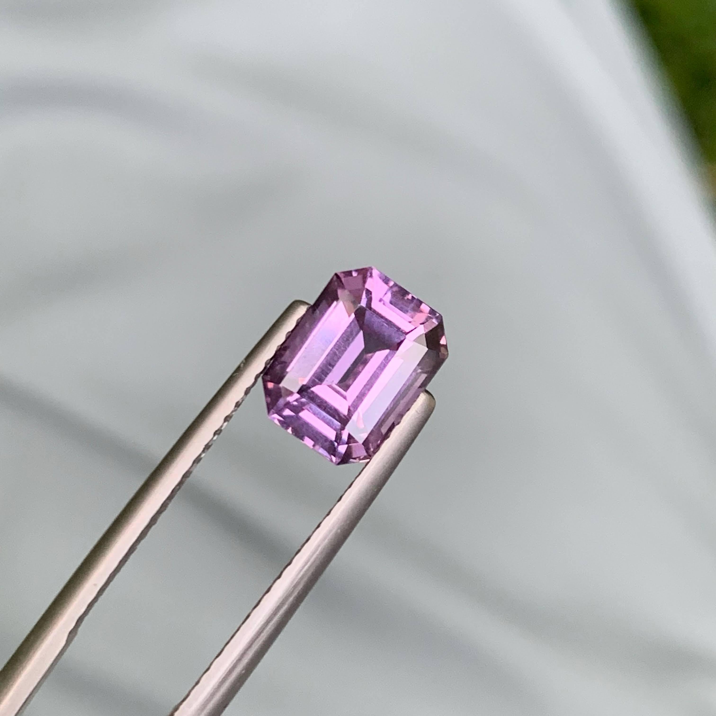 2,80 Carati di Spinello Lavanda Naturale Sciolto Pietra di Smeraldo Taglio Gemma della Tanzania in vendita 3