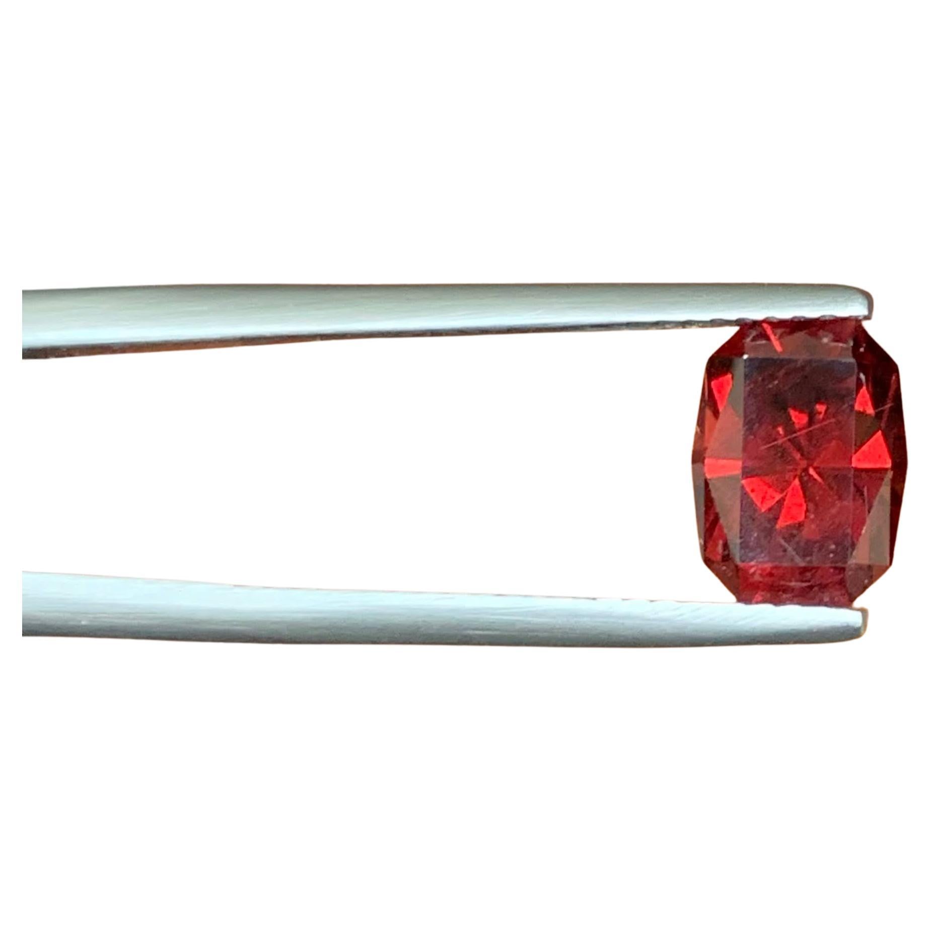 2.80 Carat Natural Loose Red Garnet Stone Scissors Cut Tanzanian Gemstone For Sale