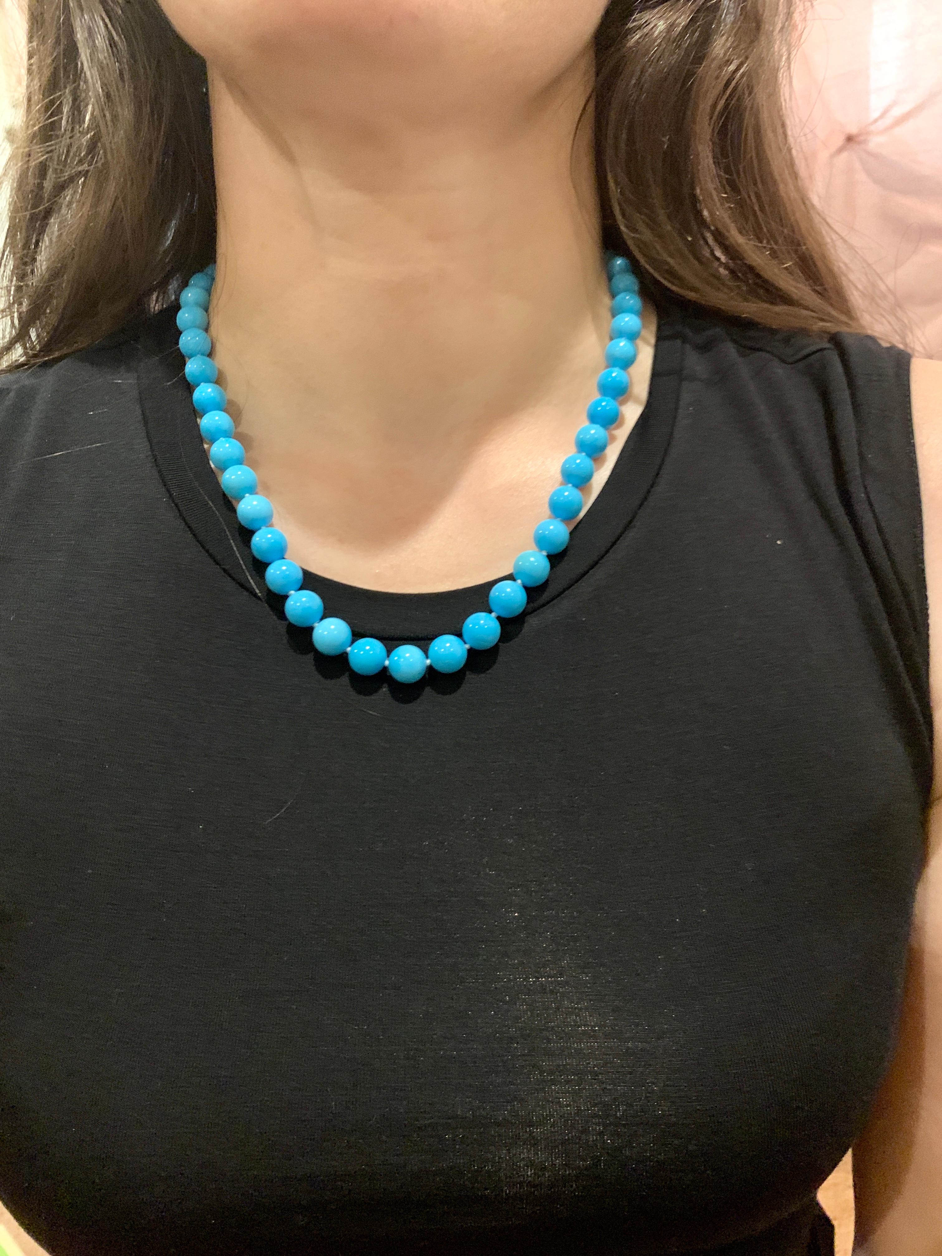 280 Carat Natural Sleeping Beauty Turquoise Necklace Single Strand 14 Karat Gold 1