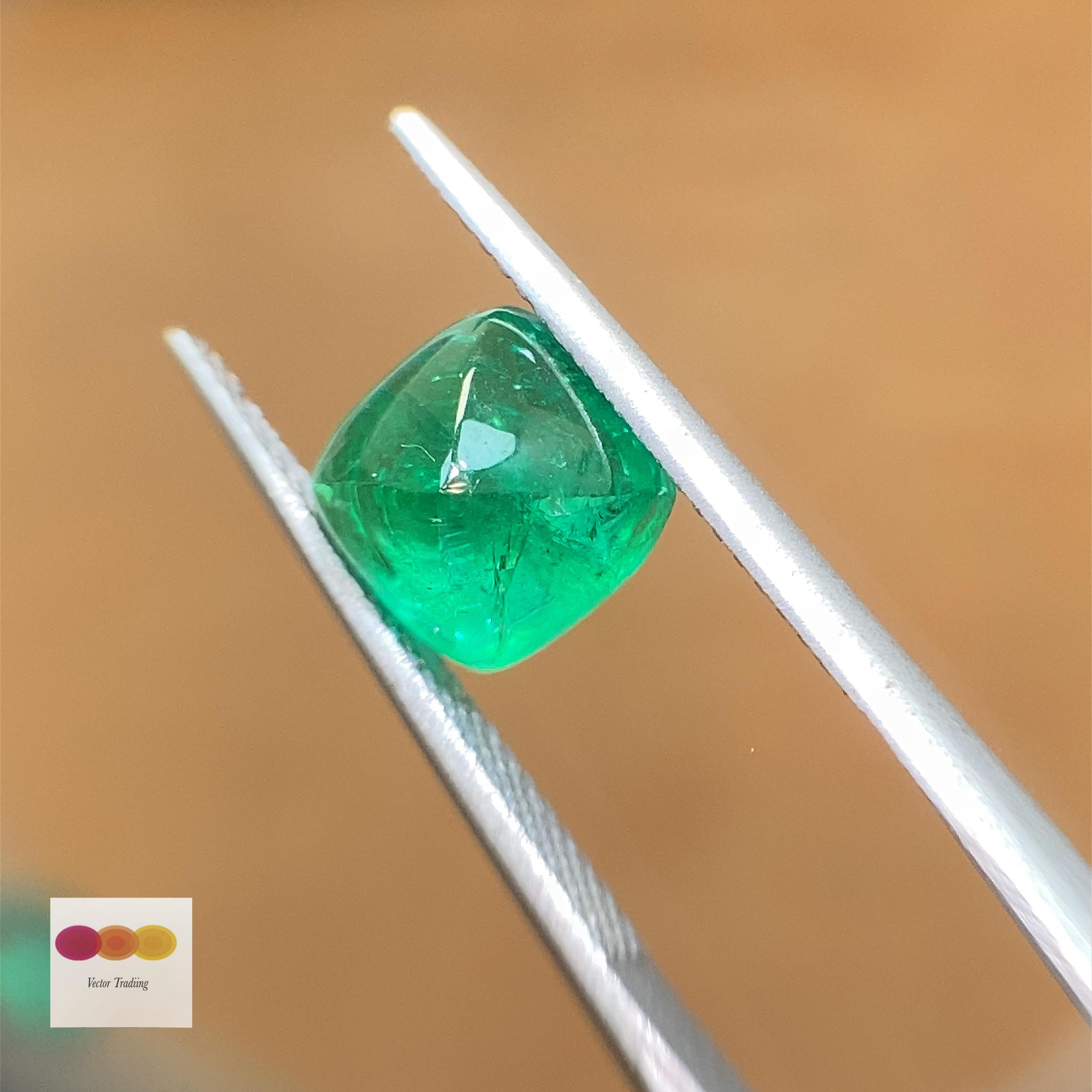 Contemporary 2.80 Carat Natural Zambian Vivid Green Emerald Sugarloaf For Sale