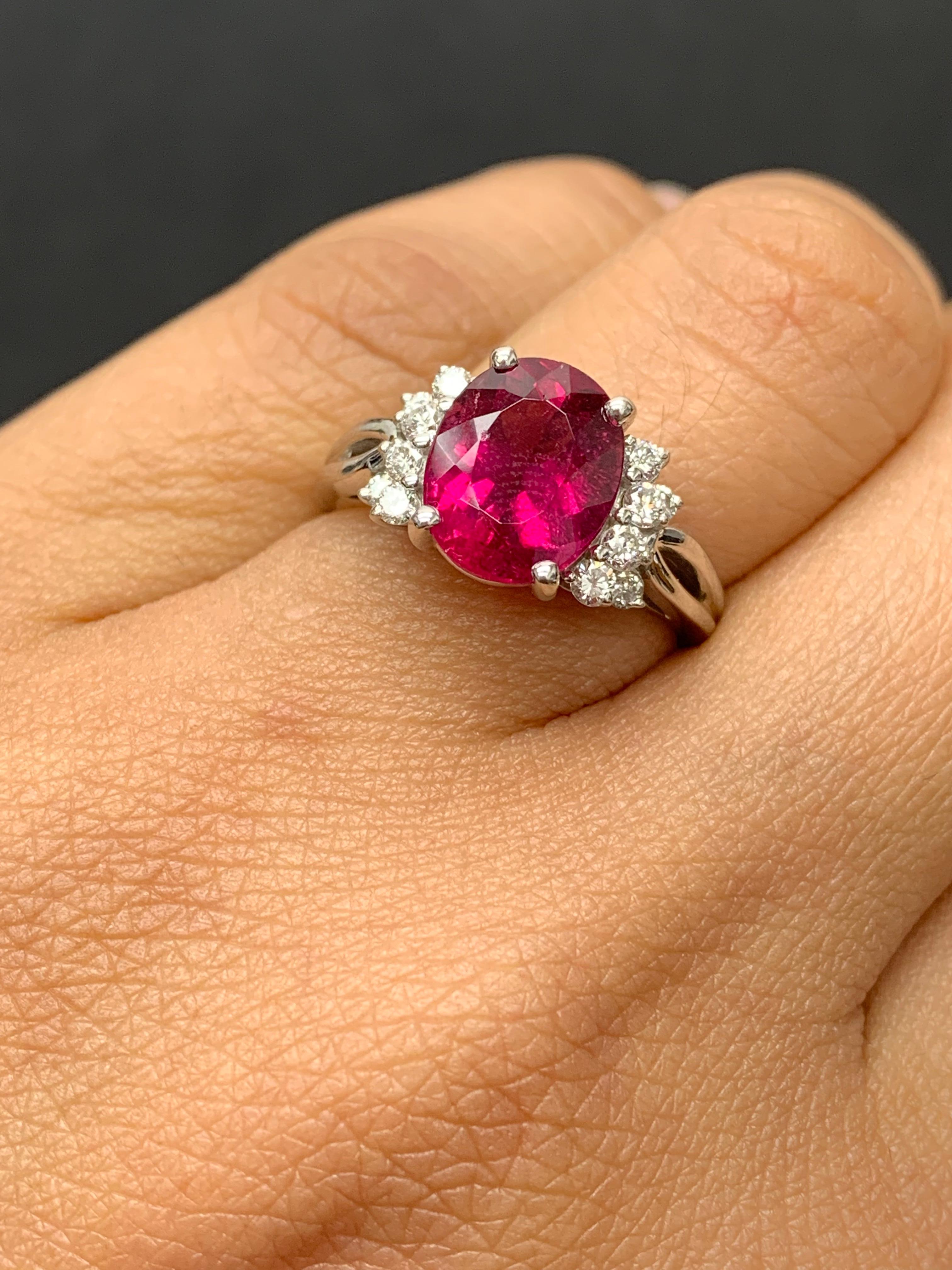 2.80 Carat Oval Cut Pink Tourmaline and Diamond Ring in 18K White Gold For Sale 1