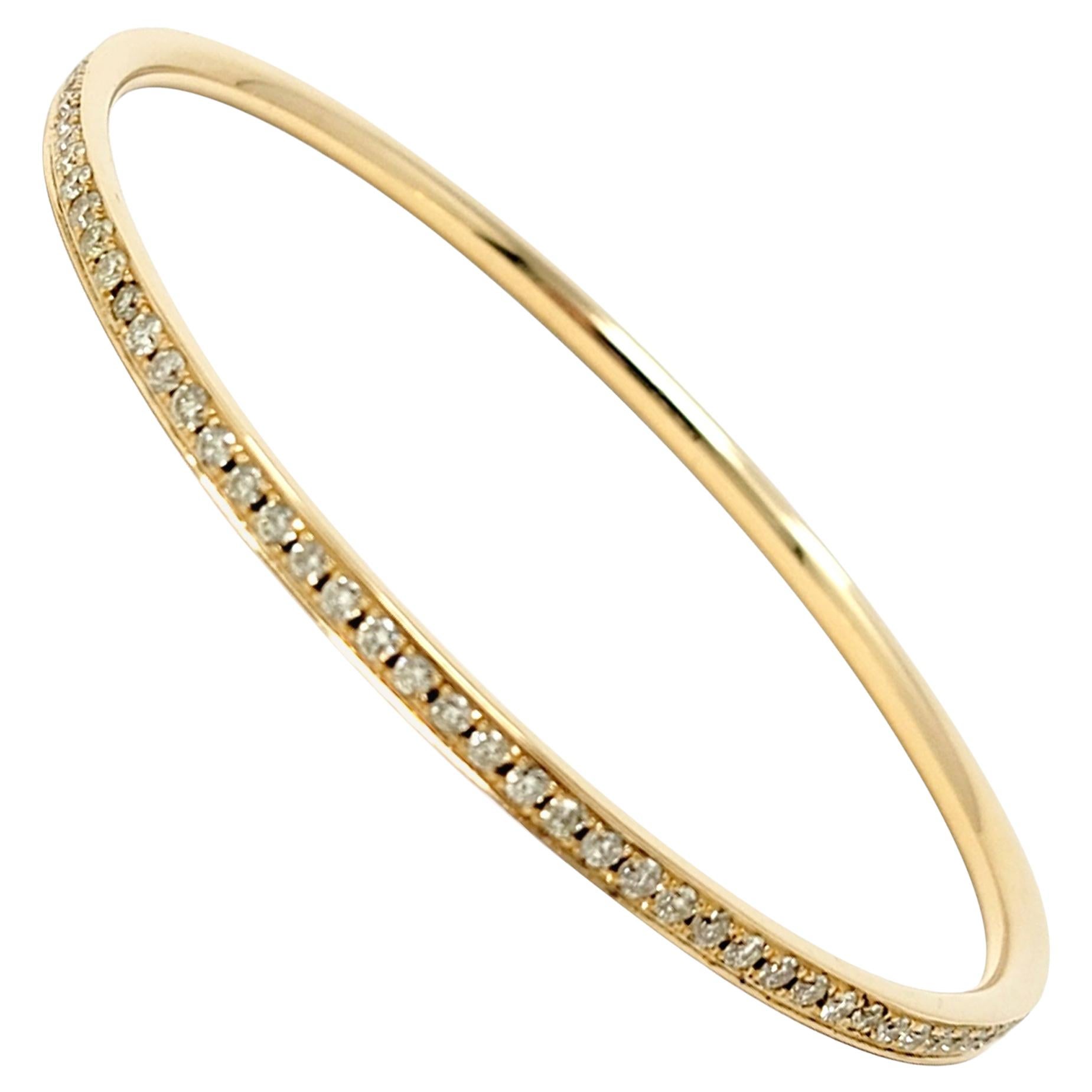 Bracelet jonc d'éternité en or jaune 14 carats avec diamants brillants ronds de 2,80 carats
