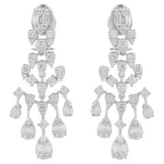 Boucles d'oreilles chandelier en or blanc 18 carats avec diamants ronds baguettes SI/HI de 2,80 carats