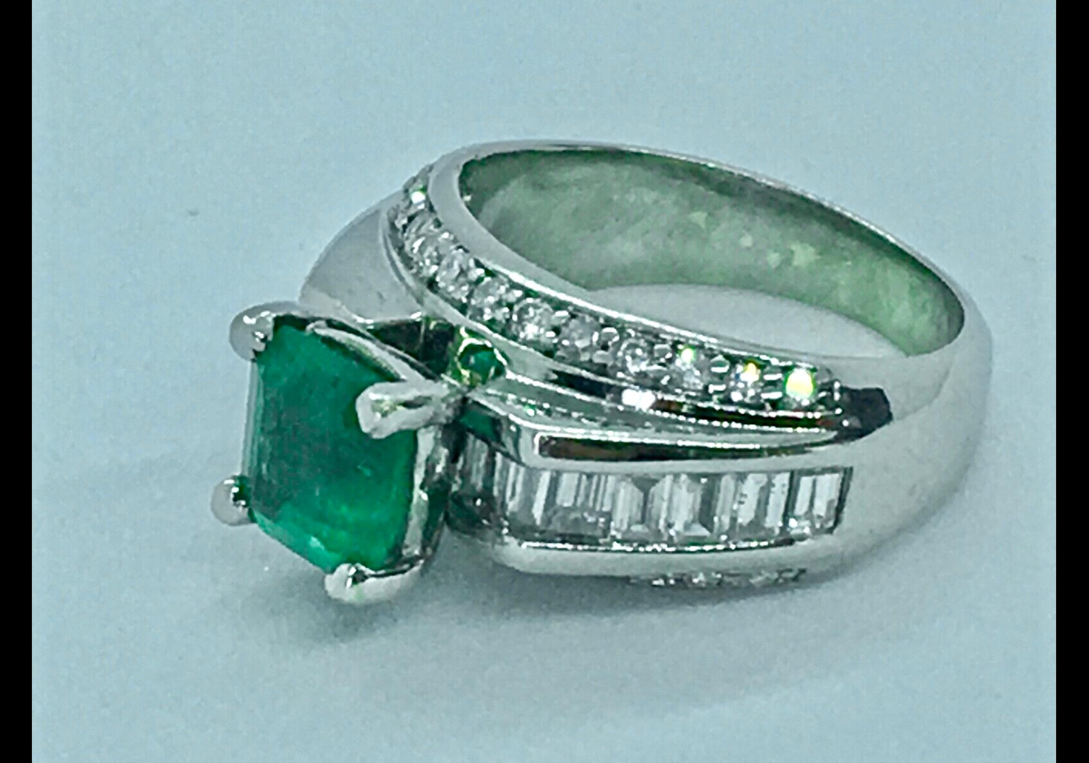 2.80 Carat Square Colombian Emeralds and Diamond Engagement Ring White Gold For Sale 3