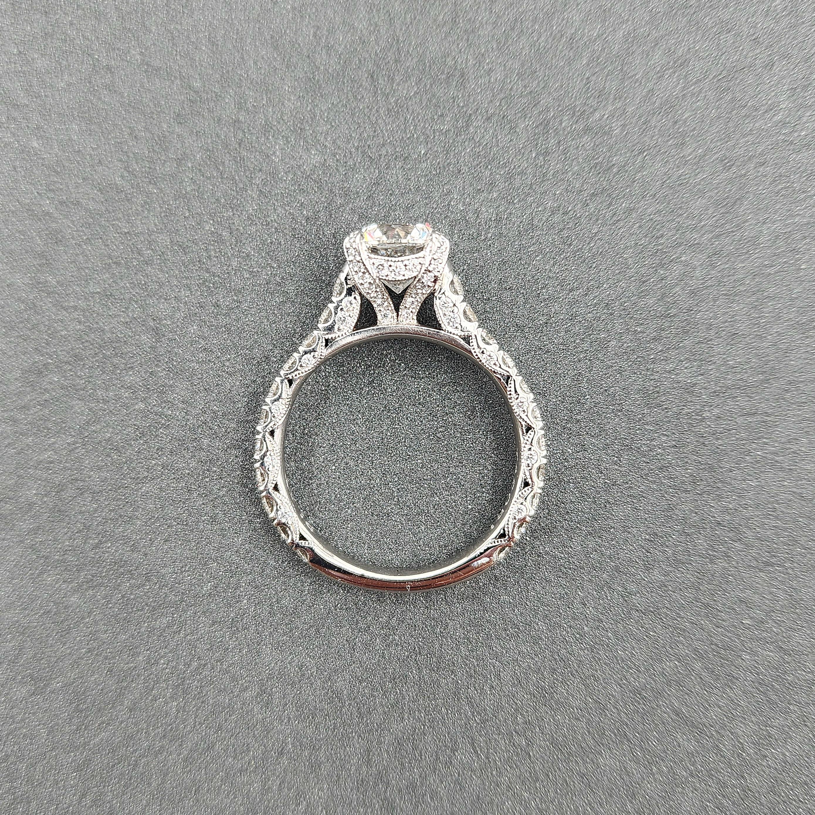 2.80 Carat Tacori Petite Crescent RoyalT Round GIA Solitaire Engagement Ring Excellent état - En vente à Chicago, IL