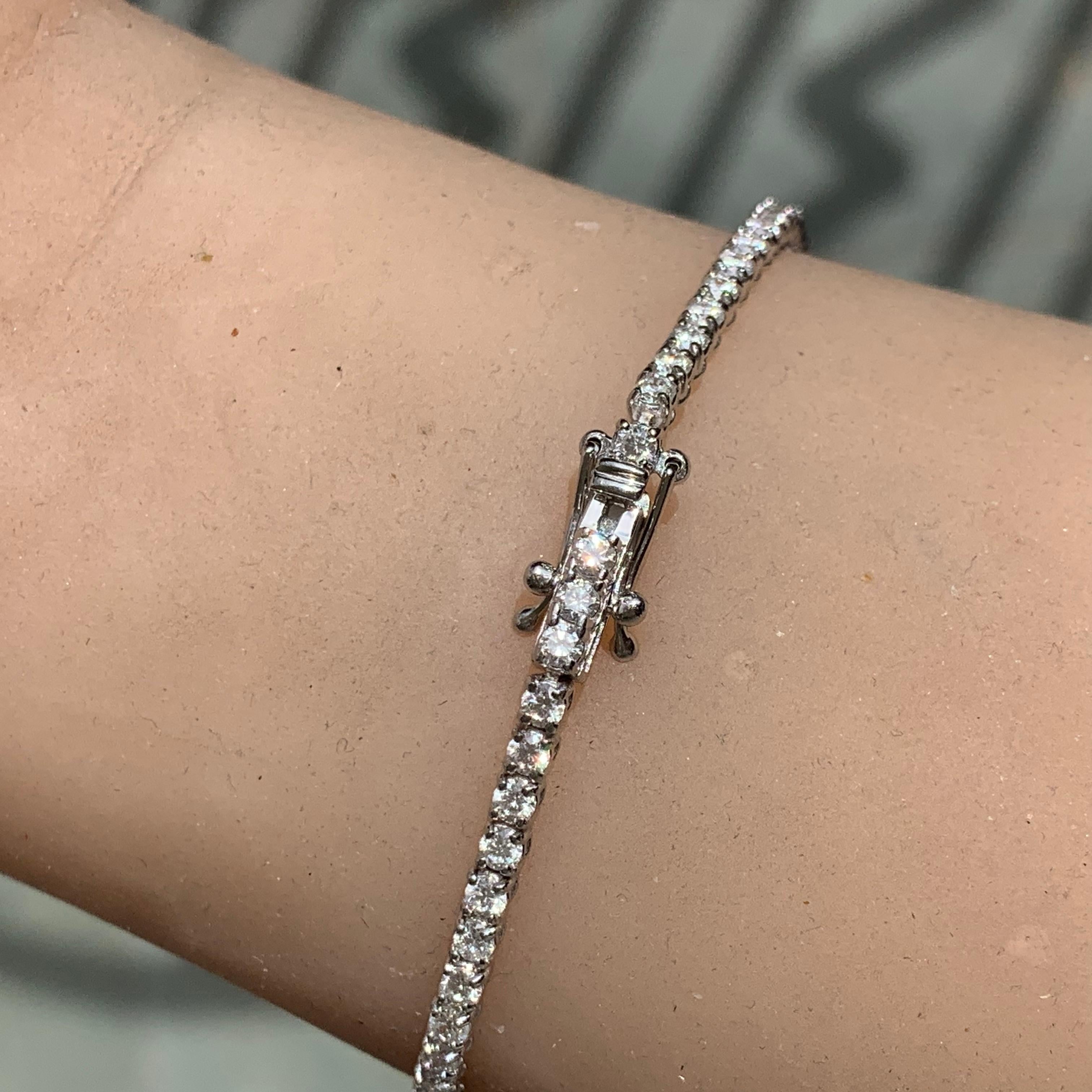 2,80 Karat Tw ungefähre Diamant-Tennis-Armband 18 Karat Gold, Ben Dannie (Zeitgenössisch) im Angebot