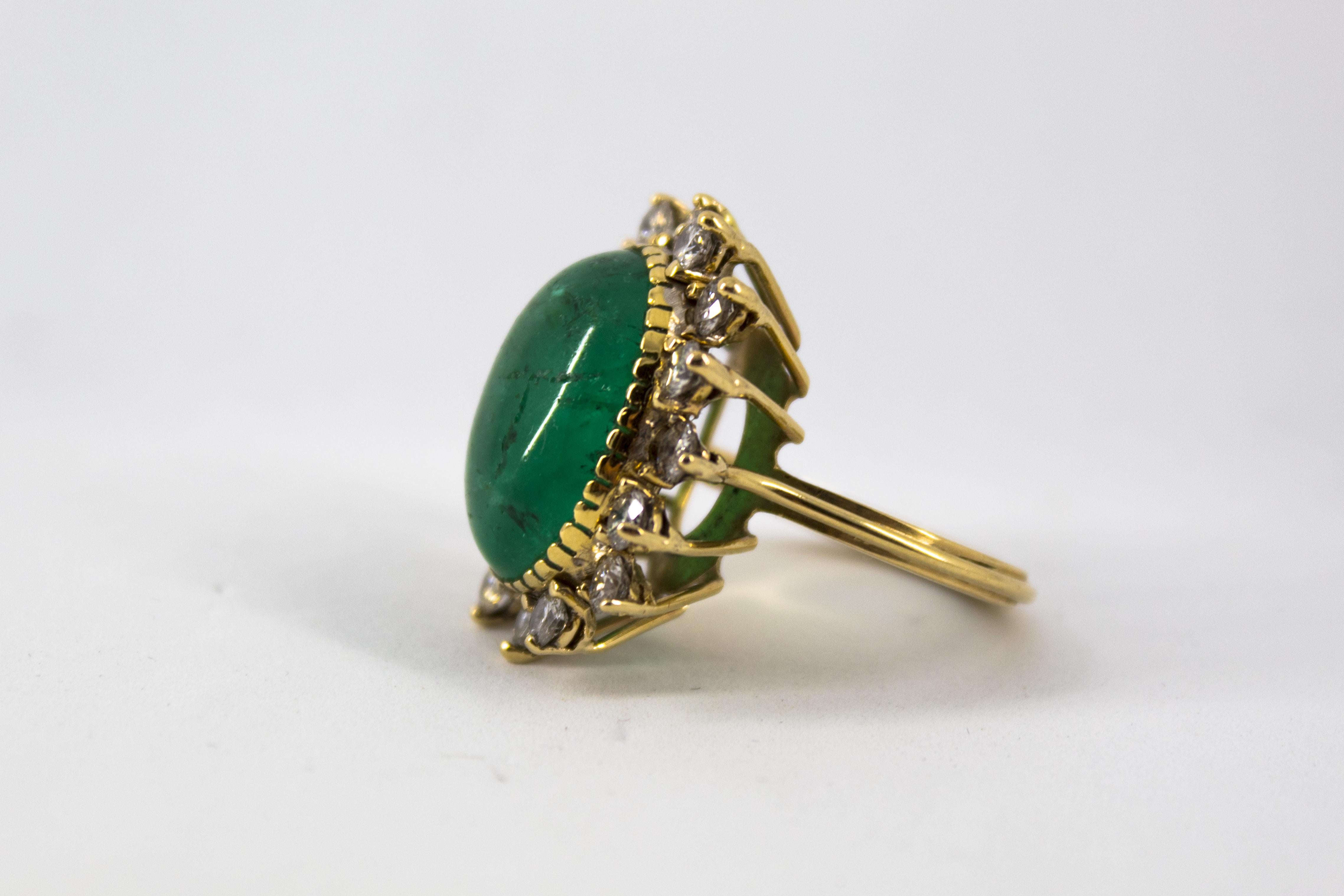 2.80 Carat White Diamond 16.00 Carat Zambia Emerald Yellow Gold Cocktail Ring 2