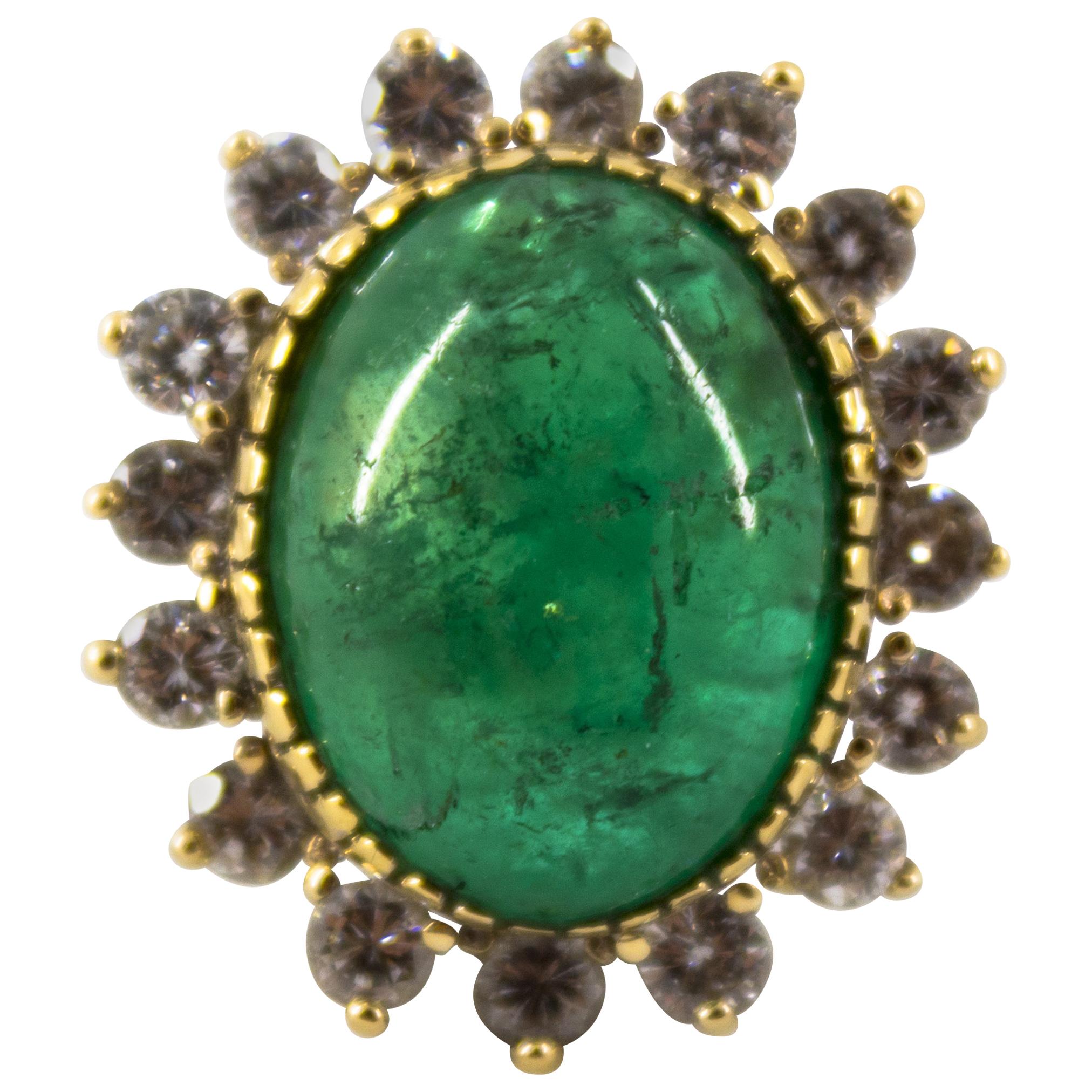 2.80 Carat White Diamond 16.00 Carat Zambia Emerald Yellow Gold Cocktail Ring