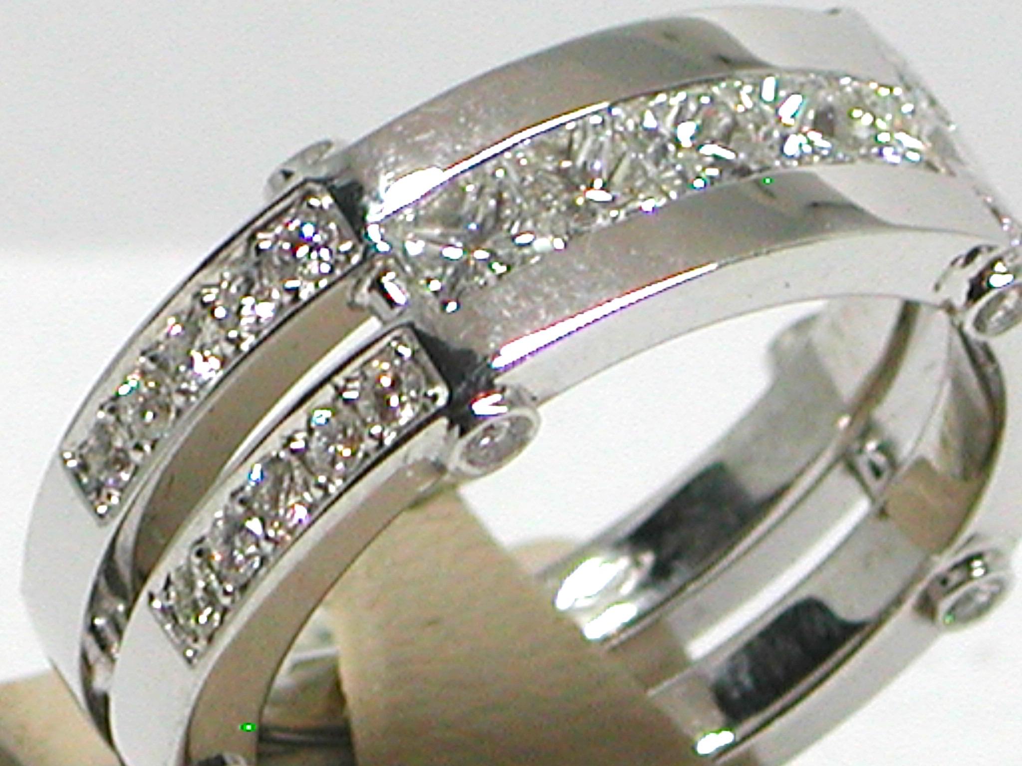 Contemporary 2.80 Carat White Gold Princess Cut Diamond Men's Ring
