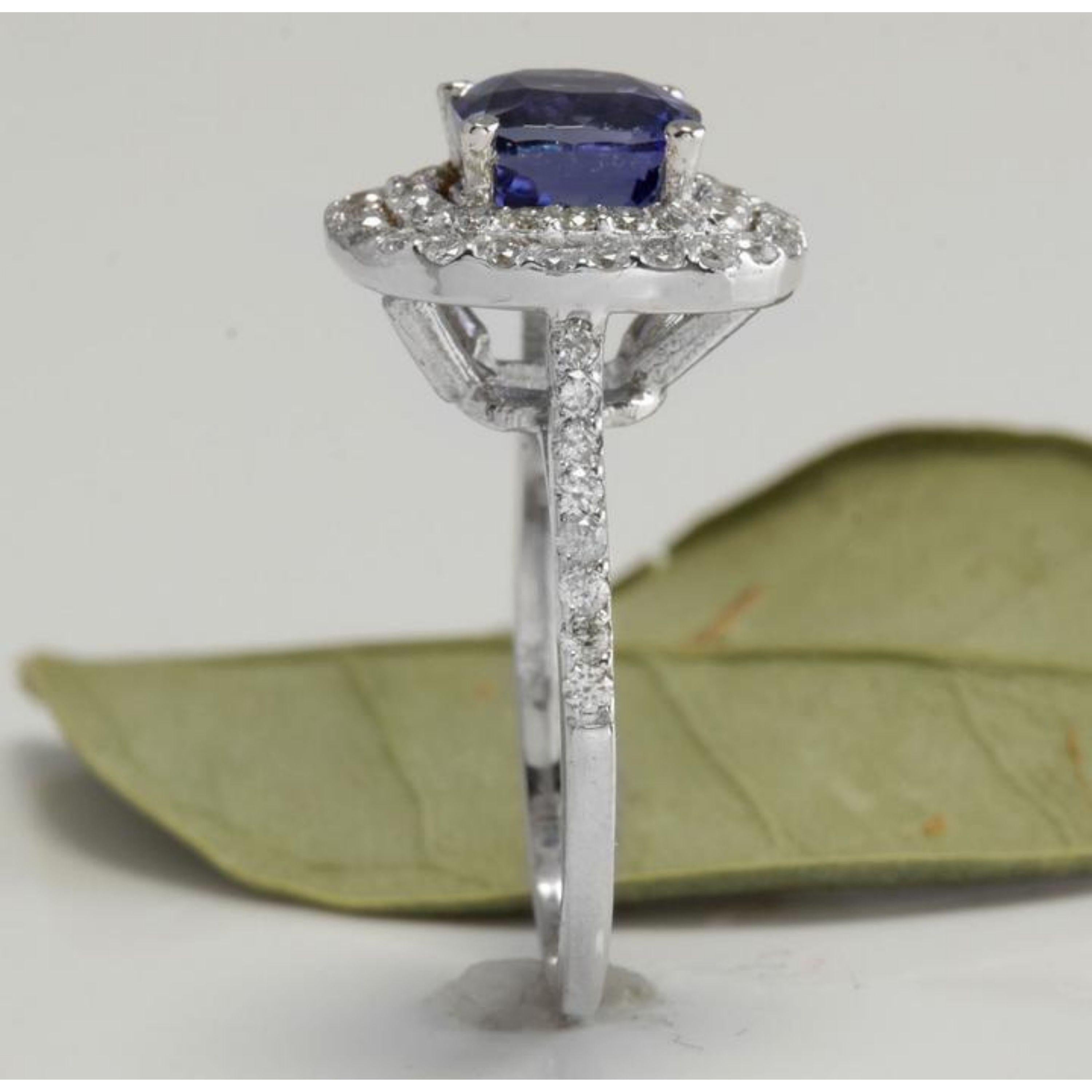 2.80 Carat Natural AAA+ Tanzanite and Diamond 14 Karat Solid White Gold Ring For Sale 2