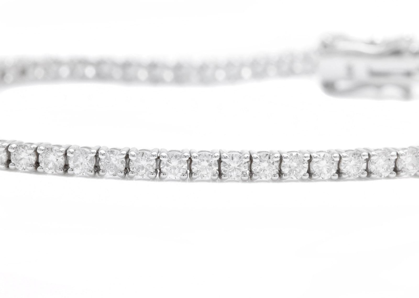 Round Cut 2.80 Carats Natural Diamond 14K Solid White Gold Bracelet For Sale
