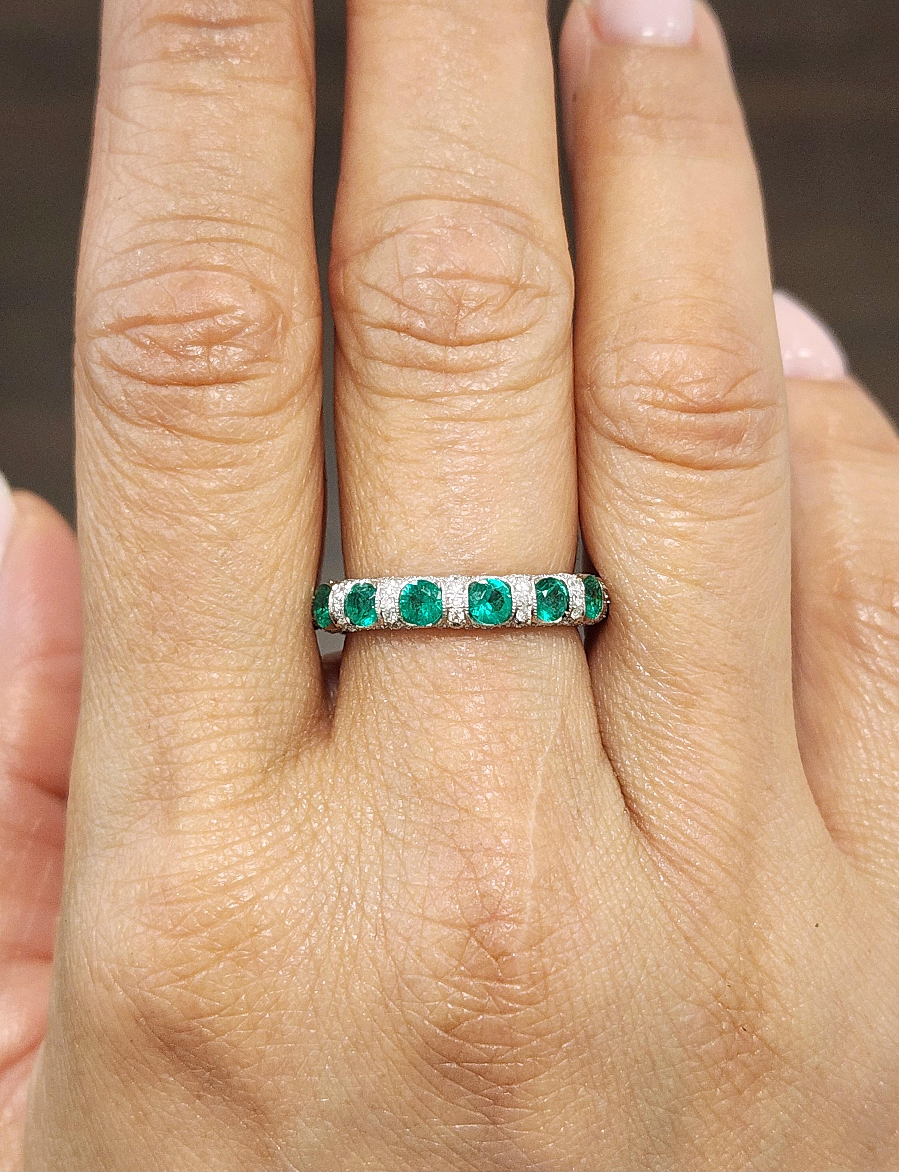 Brilliant Cut 2.80 ct Natural Emerald & Diamond Eternity Band For Sale
