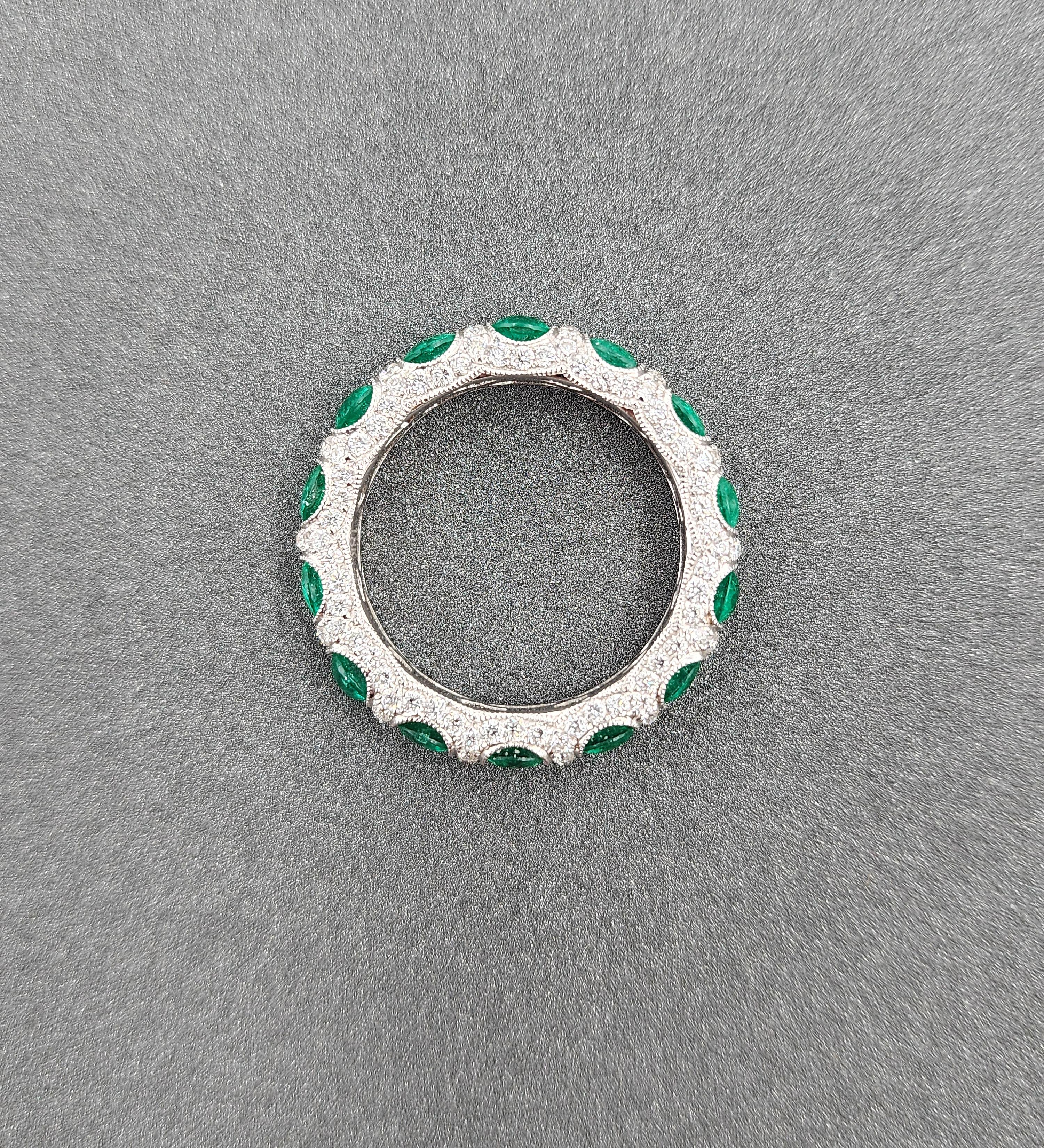 2.80 ct Natural Emerald & Diamond Eternity Band For Sale 1