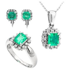 2.80 Ct Natural Emeralds and 0.60 Ct Natural Diamonds Set