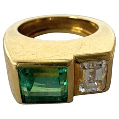 2.80 ctw Vintage Style Colombian Emerald & Diamond Ring 18K Yellow Gold
