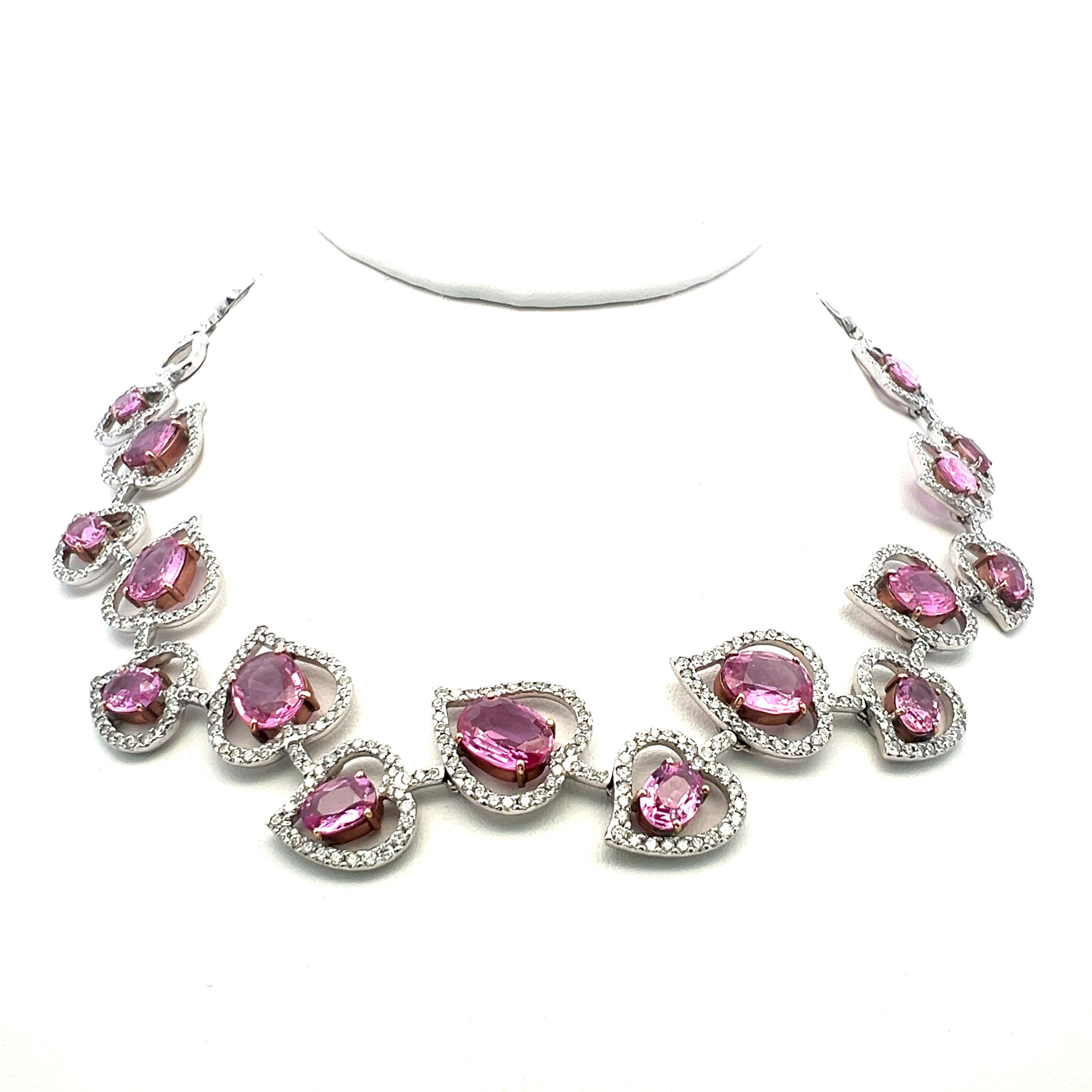 Title:
28.00 Carat Oval Shape 10.62 Carat Round Brilliant F VS1 Diamond 18 Karat White Gold Statement Necklace


Style:
Statement


Metal:
18 Karat White Gold


Gemstone 1:
10.62 Carat Diamond


Number of