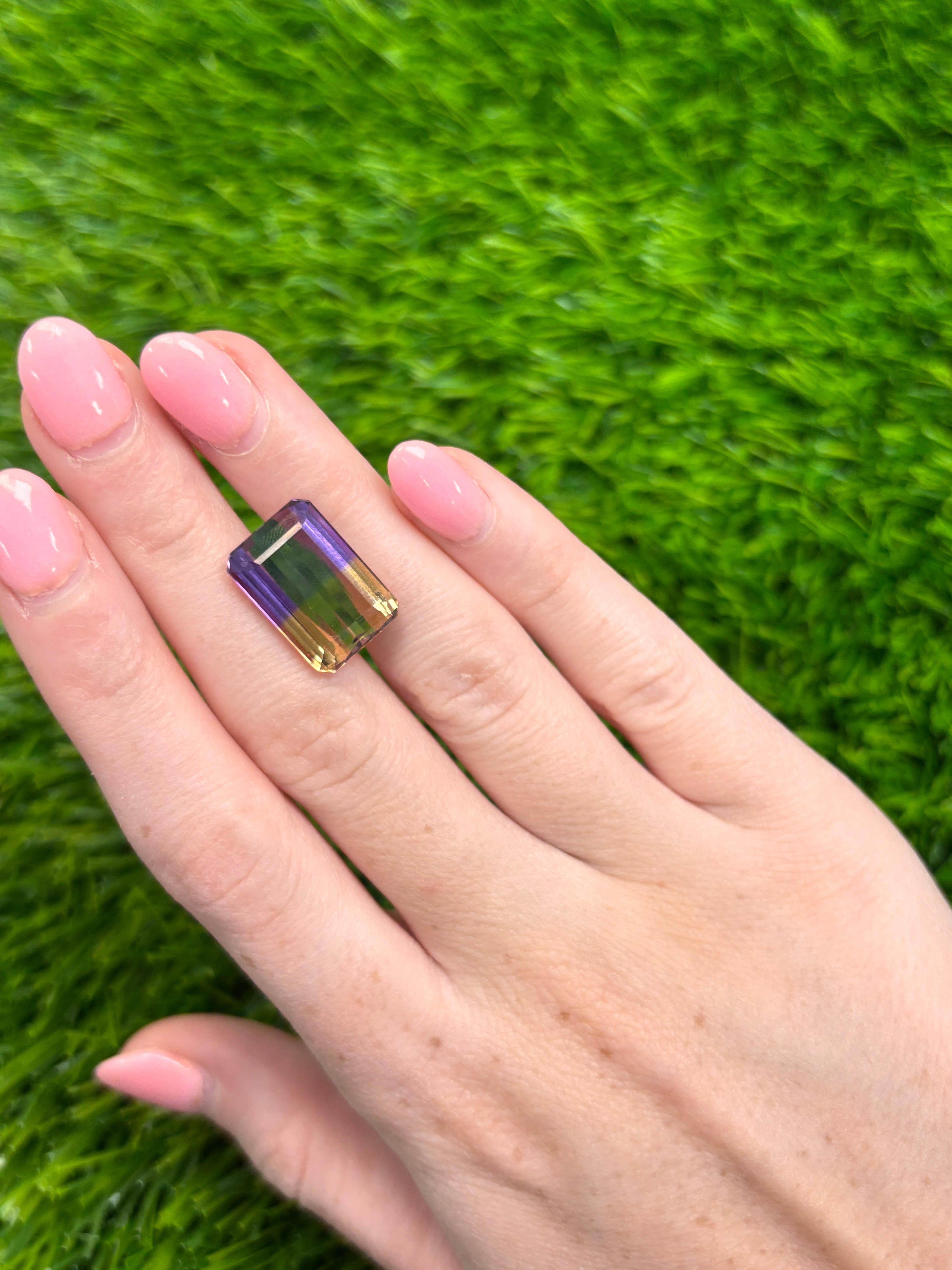 28,05 Karat Smaragd-Schliff Natürlicher Ametrin Loser Edelstein (Smaragdschliff) im Angebot