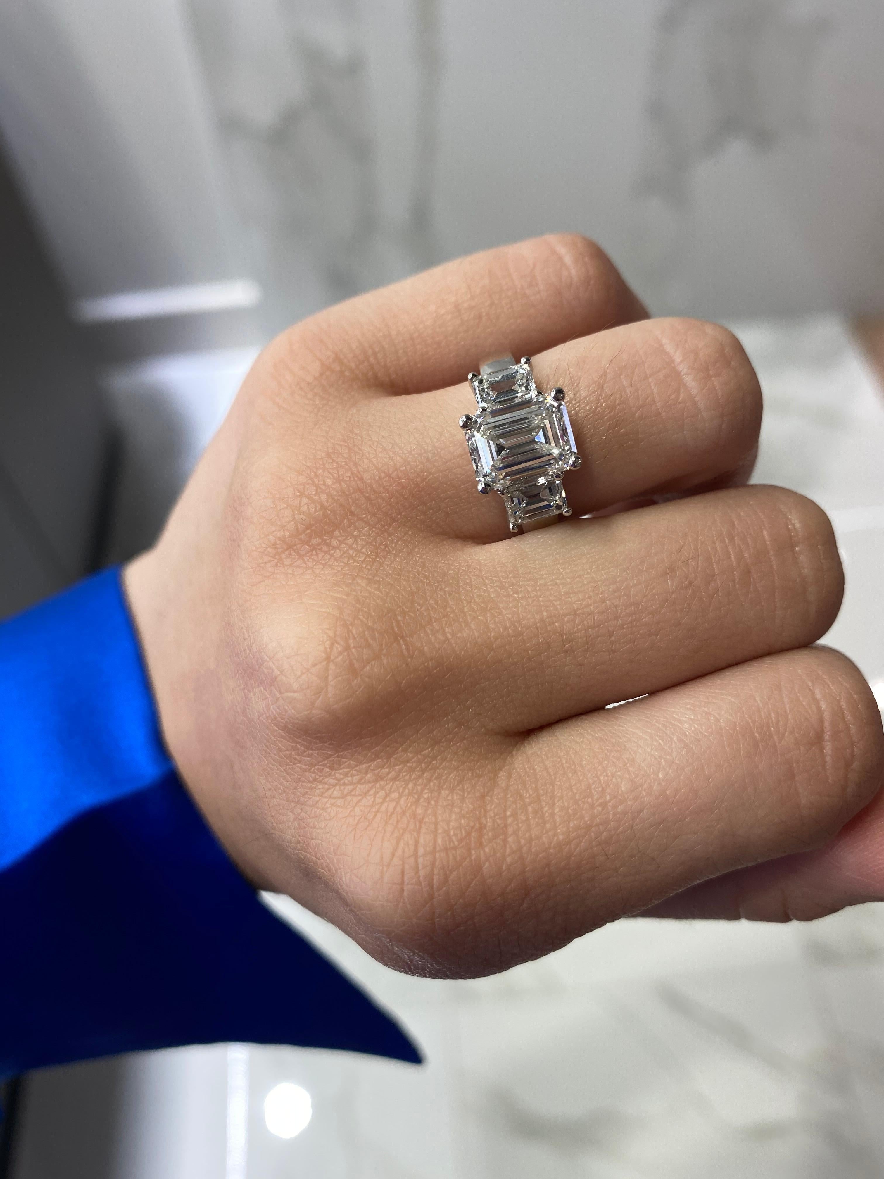 2.80ct Emerald Cut Diamond I VS1, GIA Platinum Engagement Ring 1.20ctw Sides 2