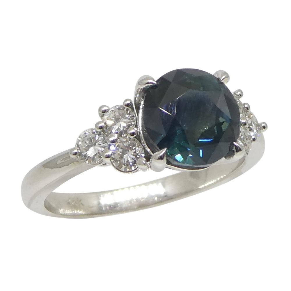 2.80ct Round Teal Blue Sapphire, Diamond Engagement Ring set in 14k White Gold In New Condition For Sale In Toronto, Ontario